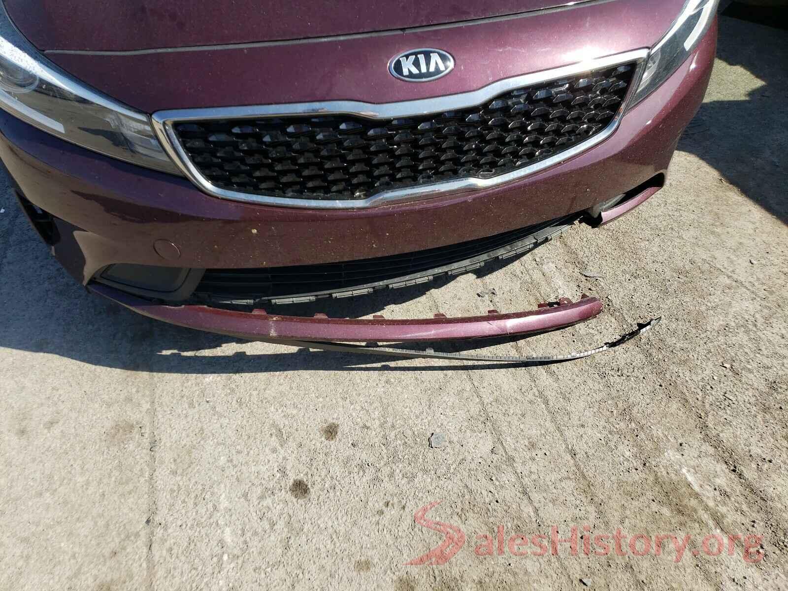 3KPFK4A7XJE174643 2018 KIA FORTE