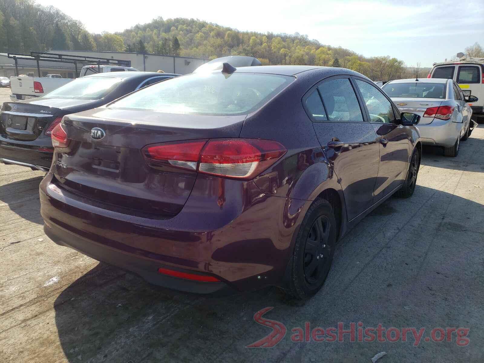 3KPFK4A7XJE174643 2018 KIA FORTE