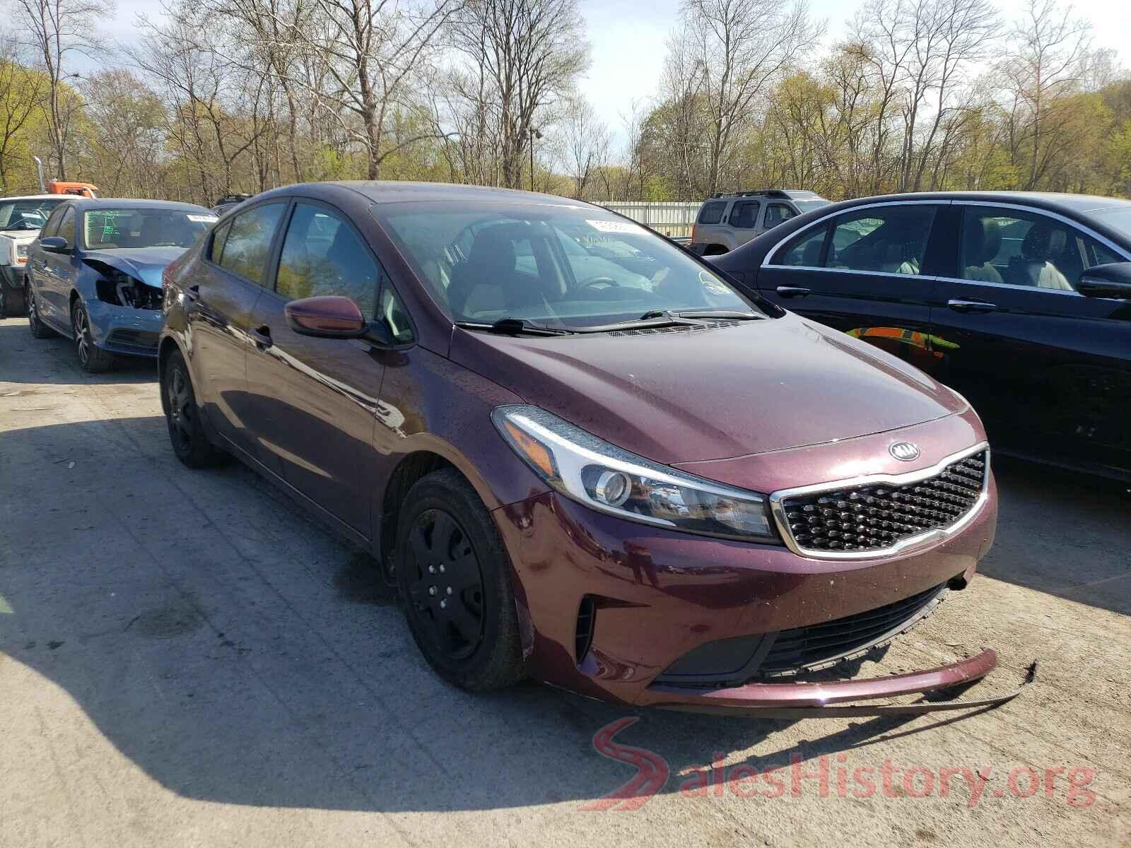 3KPFK4A7XJE174643 2018 KIA FORTE