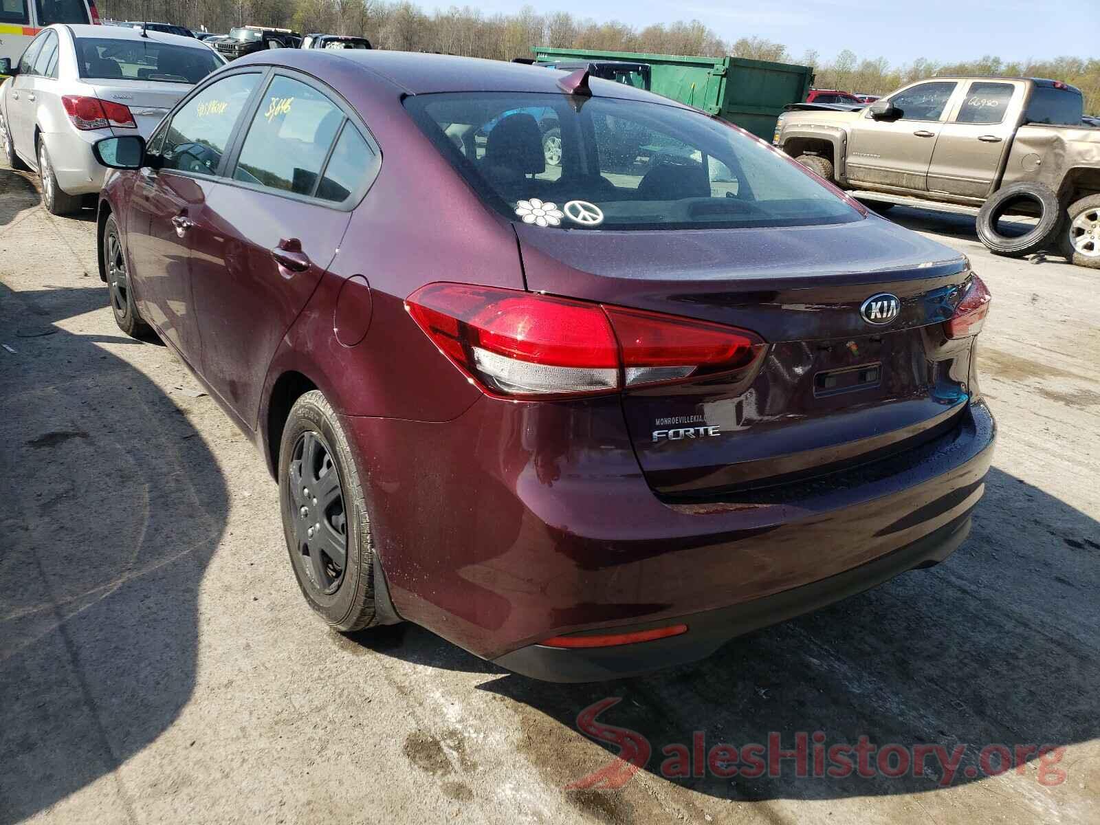 3KPFK4A7XJE174643 2018 KIA FORTE