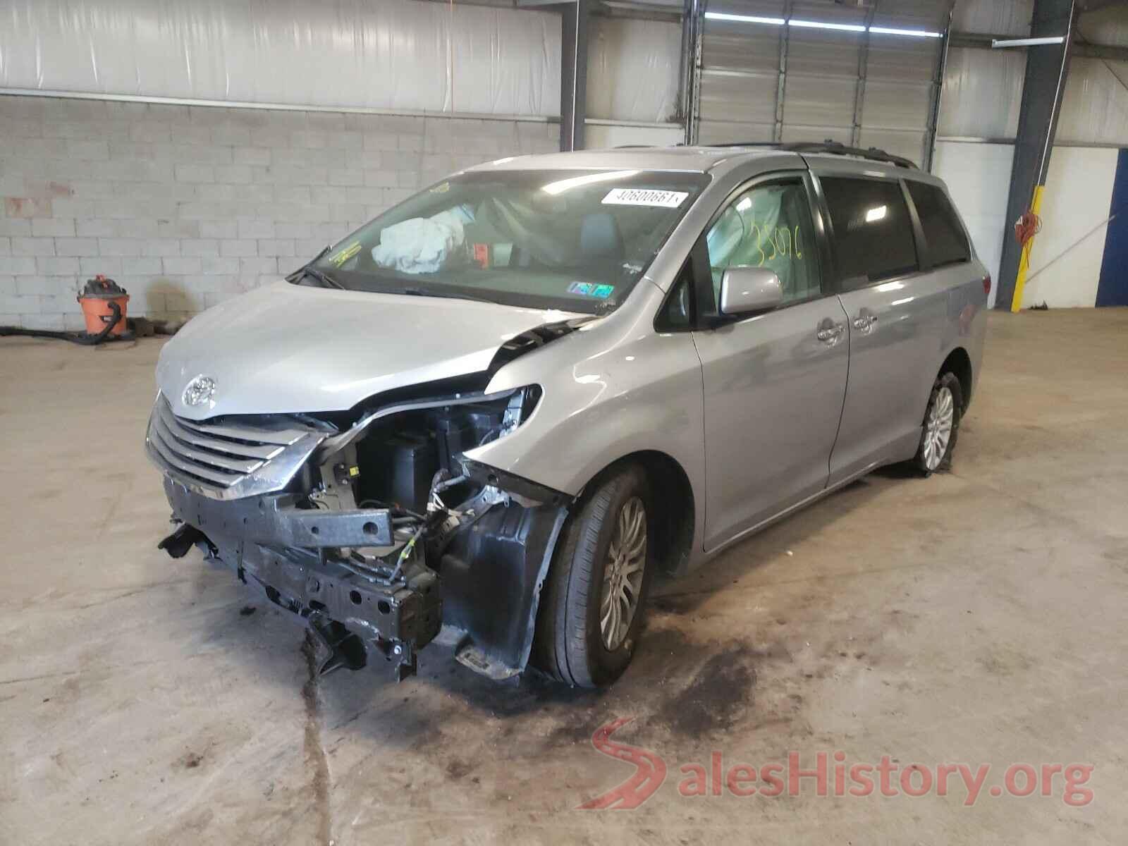 5TDYZ3DC9HS869199 2017 TOYOTA SIENNA