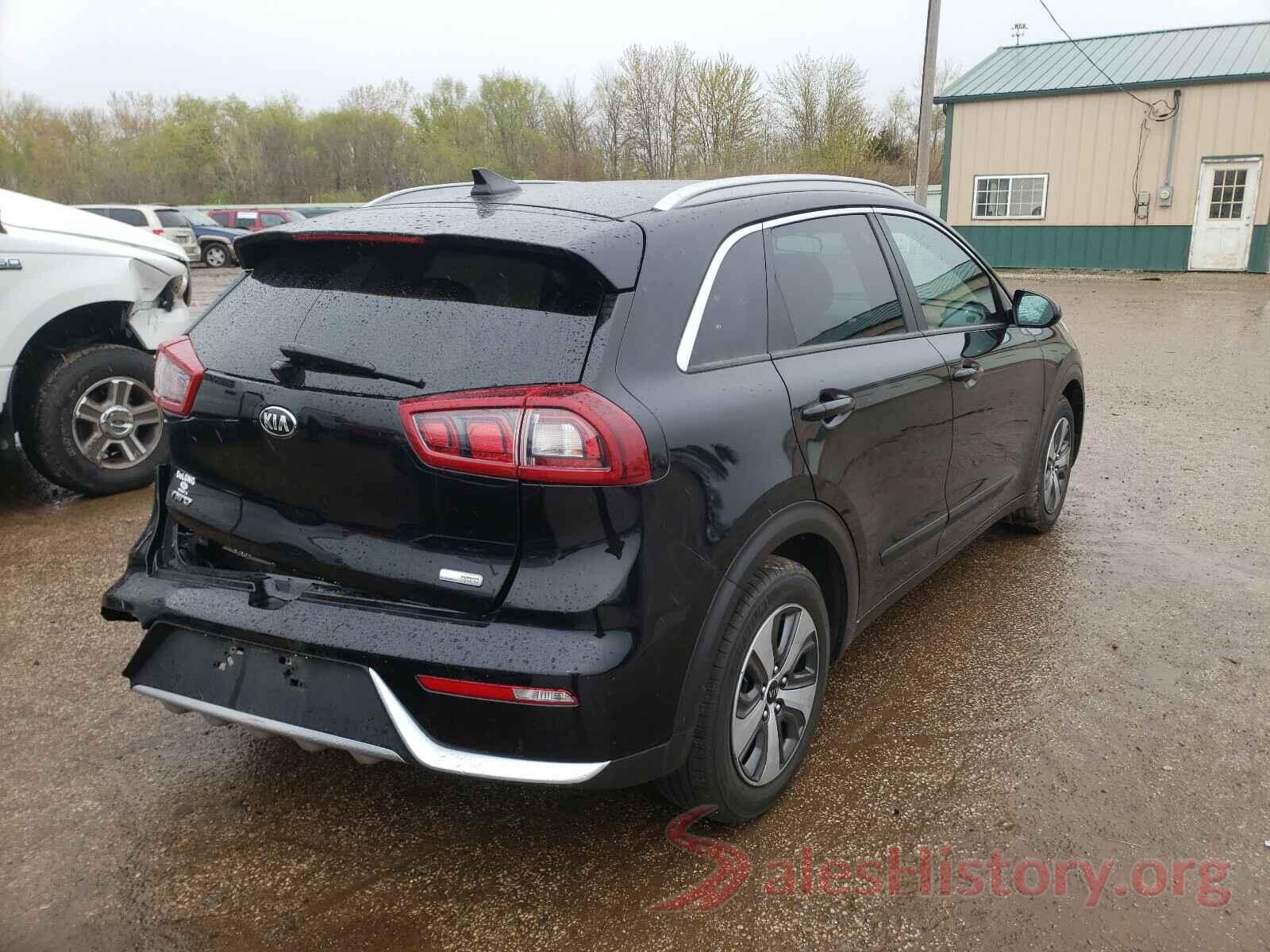 KNDCB3LC4H5076107 2017 KIA NIRO