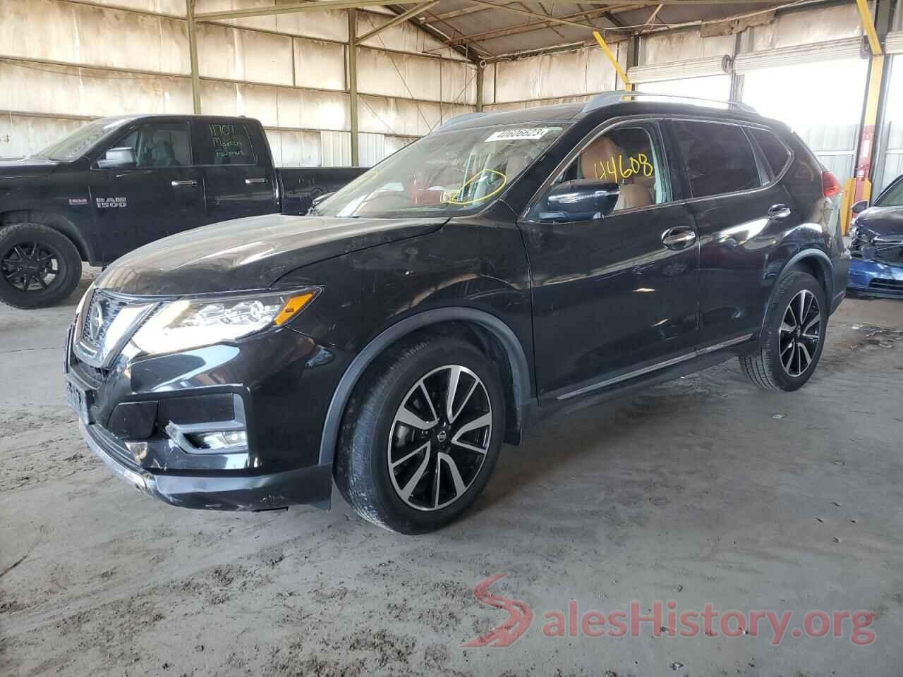 JN8AT2MT9JW489576 2018 NISSAN ROGUE