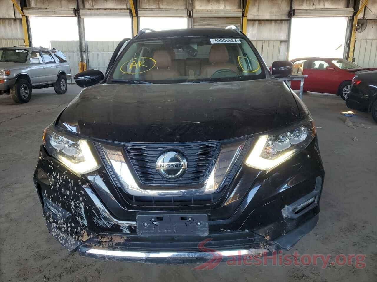 JN8AT2MT9JW489576 2018 NISSAN ROGUE