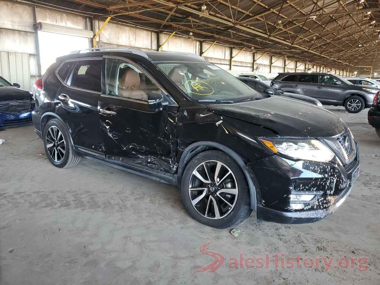 JN8AT2MT9JW489576 2018 NISSAN ROGUE