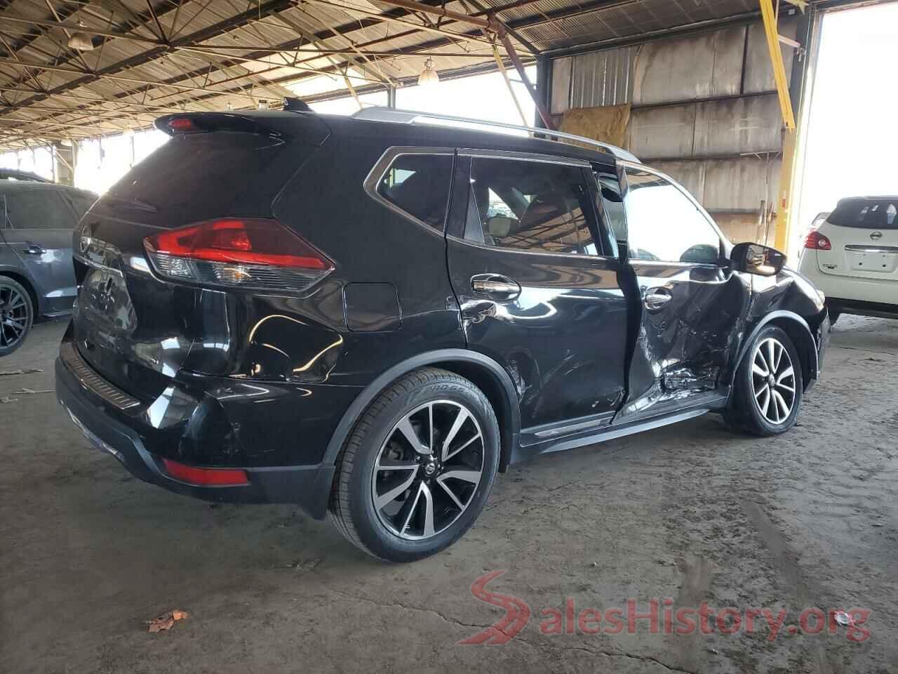 JN8AT2MT9JW489576 2018 NISSAN ROGUE