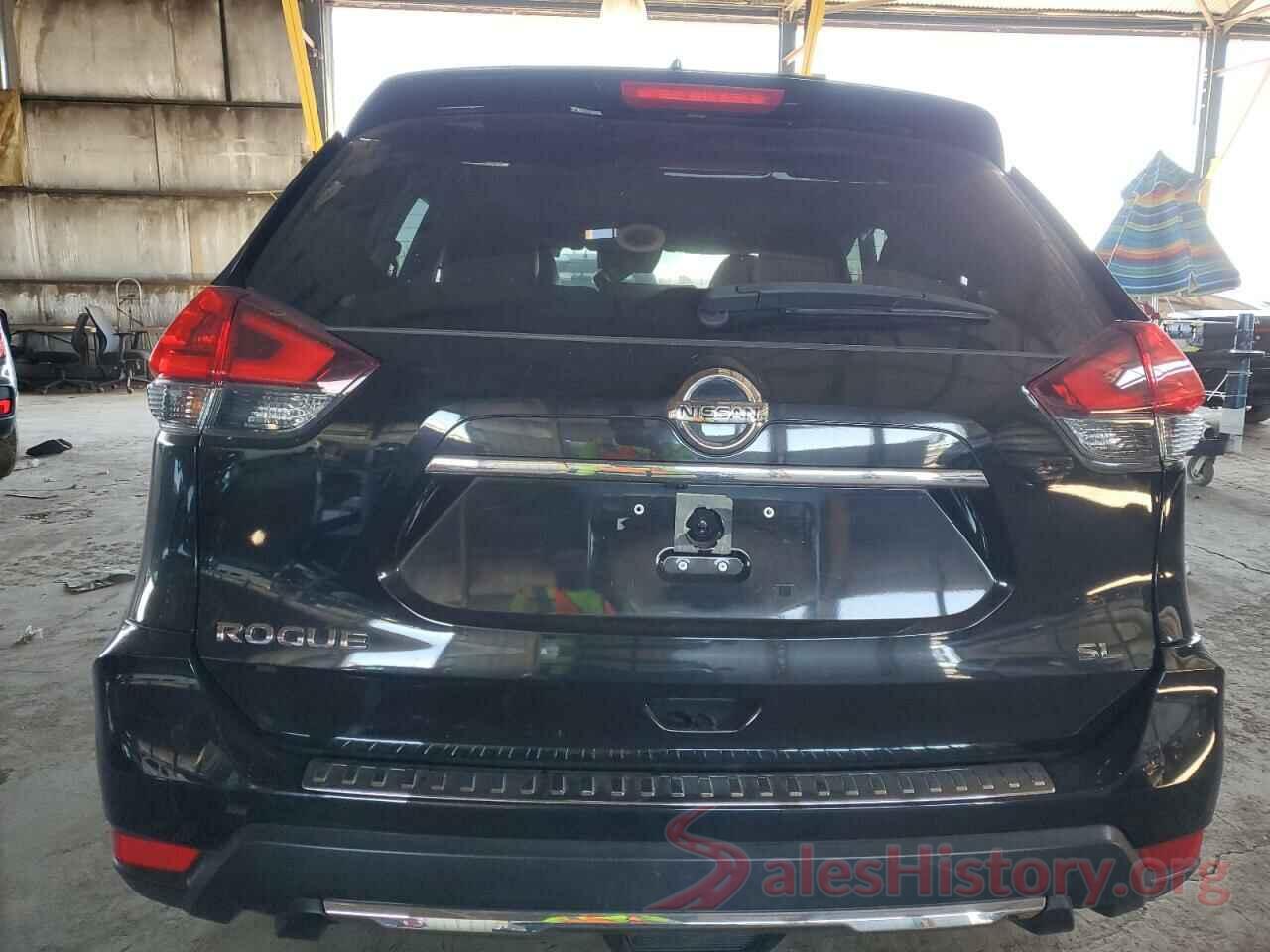 JN8AT2MT9JW489576 2018 NISSAN ROGUE