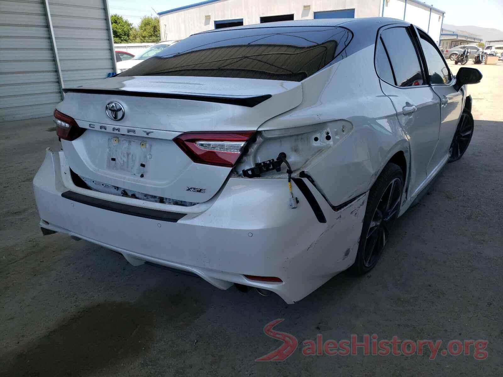 4T1B61HK8JU129550 2018 TOYOTA CAMRY