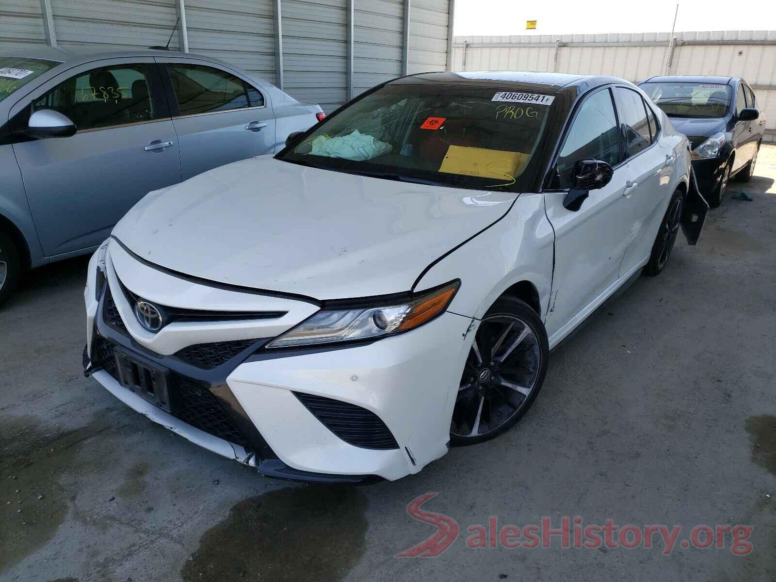 4T1B61HK8JU129550 2018 TOYOTA CAMRY