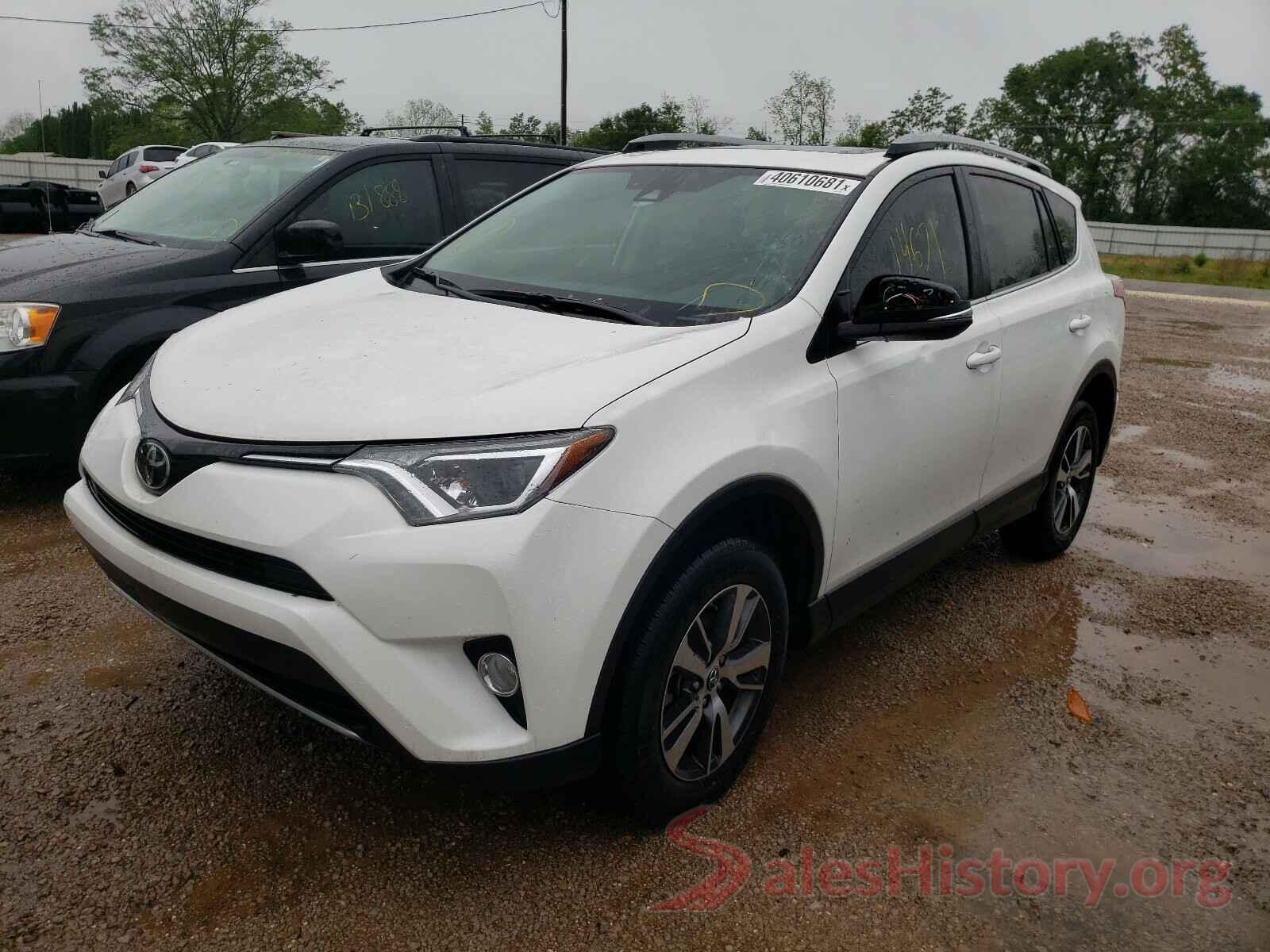 2T3WFREV1JW518827 2018 TOYOTA RAV4