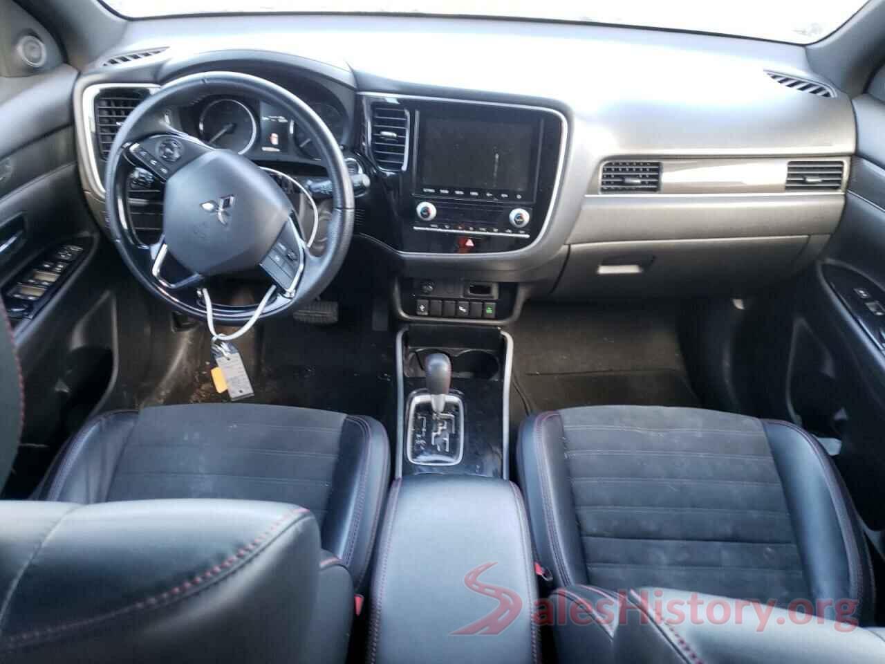 JA4AZ3A33LZ028213 2020 MITSUBISHI OUTLANDER