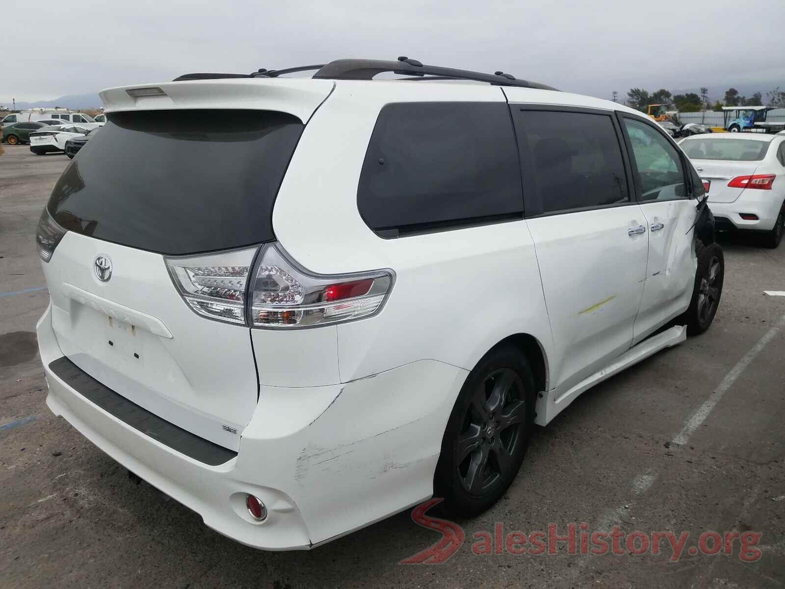 5TDXZ3DC5HS789653 2017 TOYOTA SIENNA