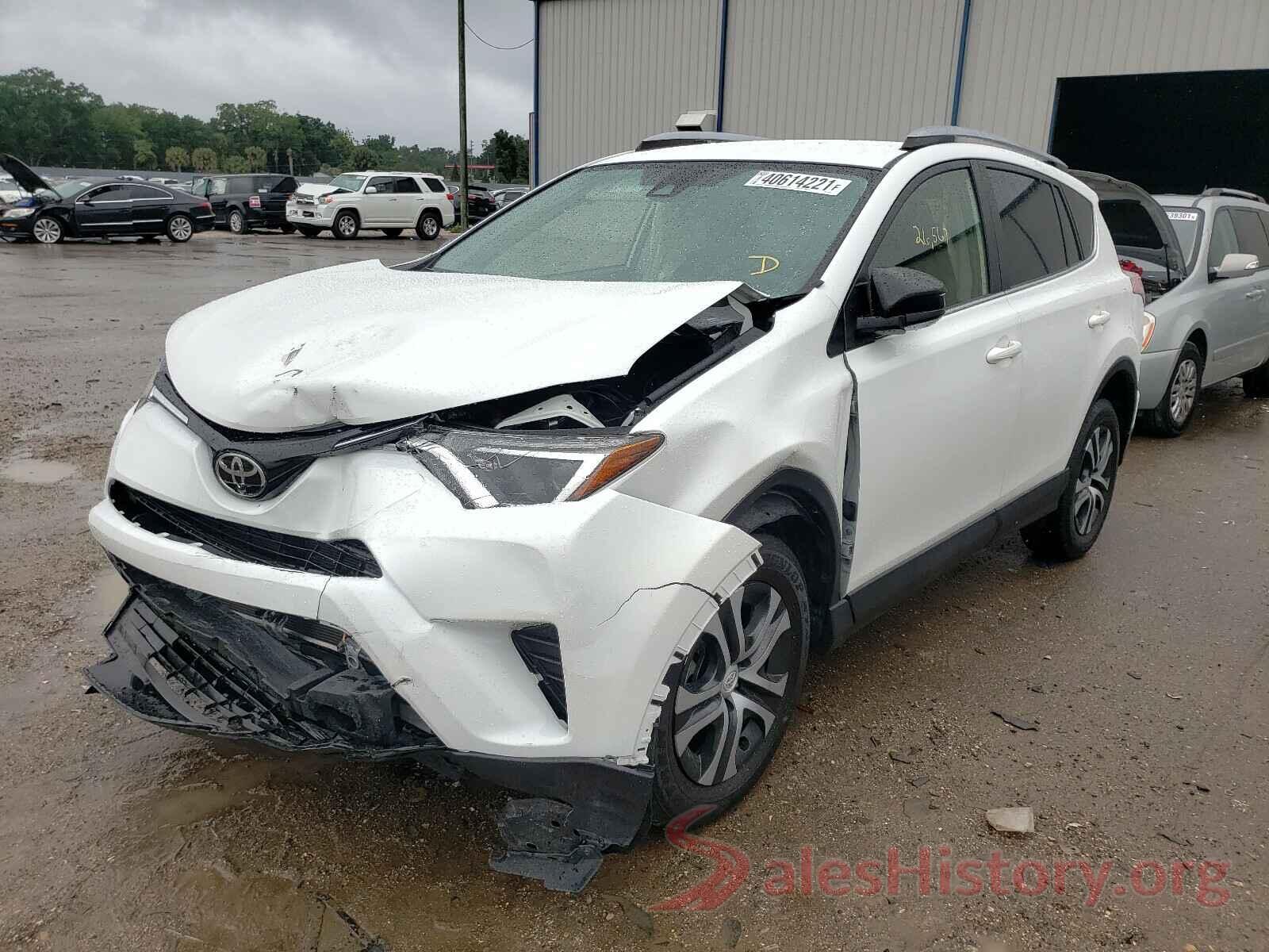 JTMZFREV3JJ725523 2018 TOYOTA RAV4