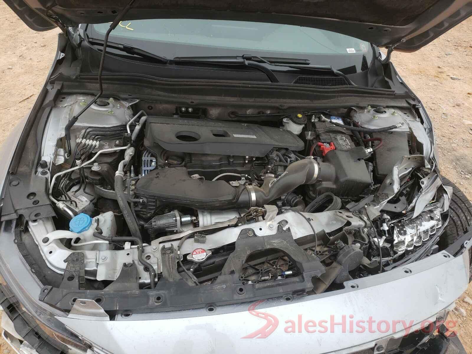 1HGCV2F33JA054594 2018 HONDA ACCORD