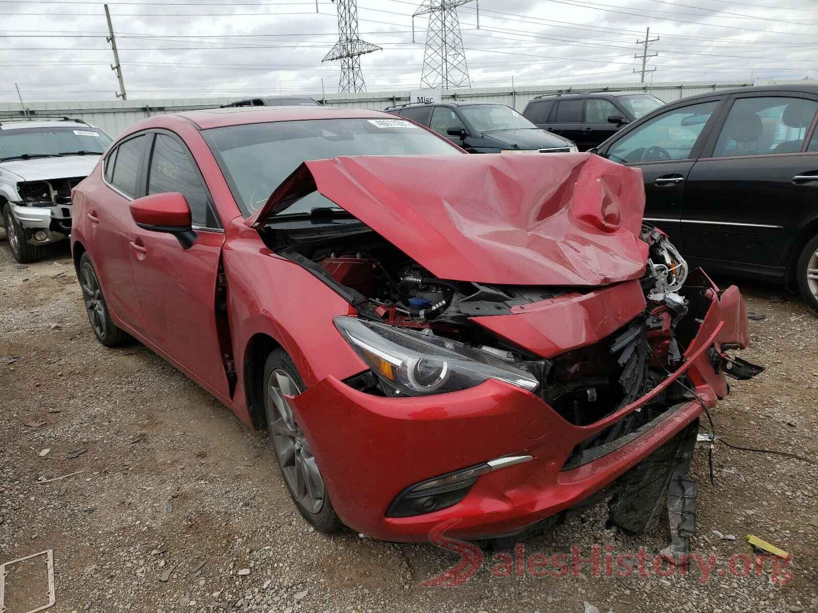 3MZBN1W30JM186264 2018 MAZDA 3