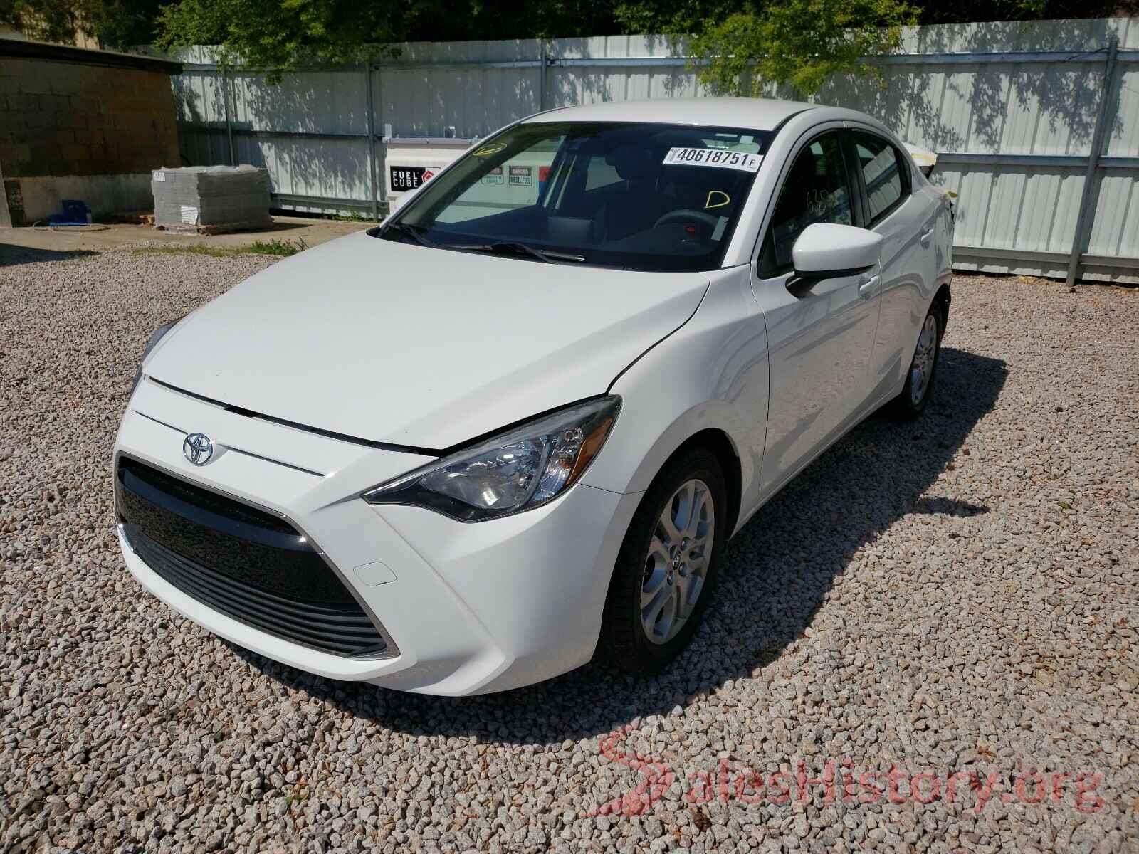 3MYDLBYVXHY164539 2017 TOYOTA YARIS