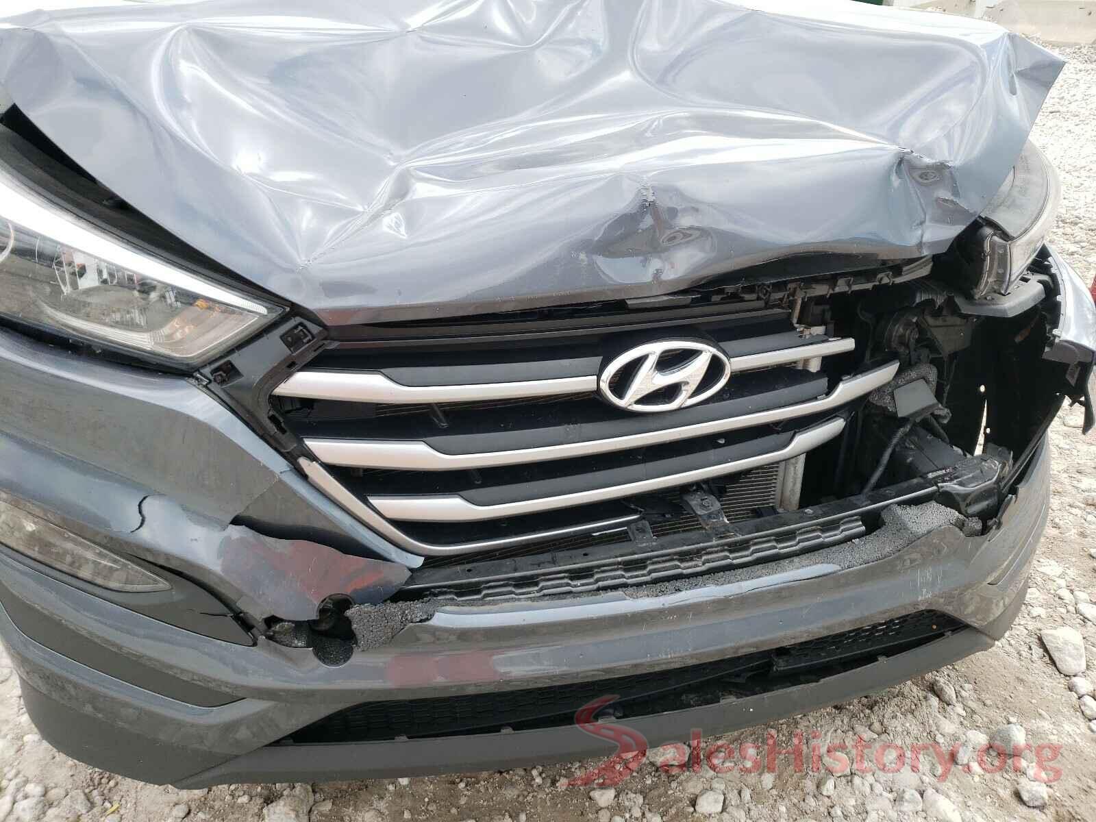 KM8J33A42JU667379 2018 HYUNDAI TUCSON