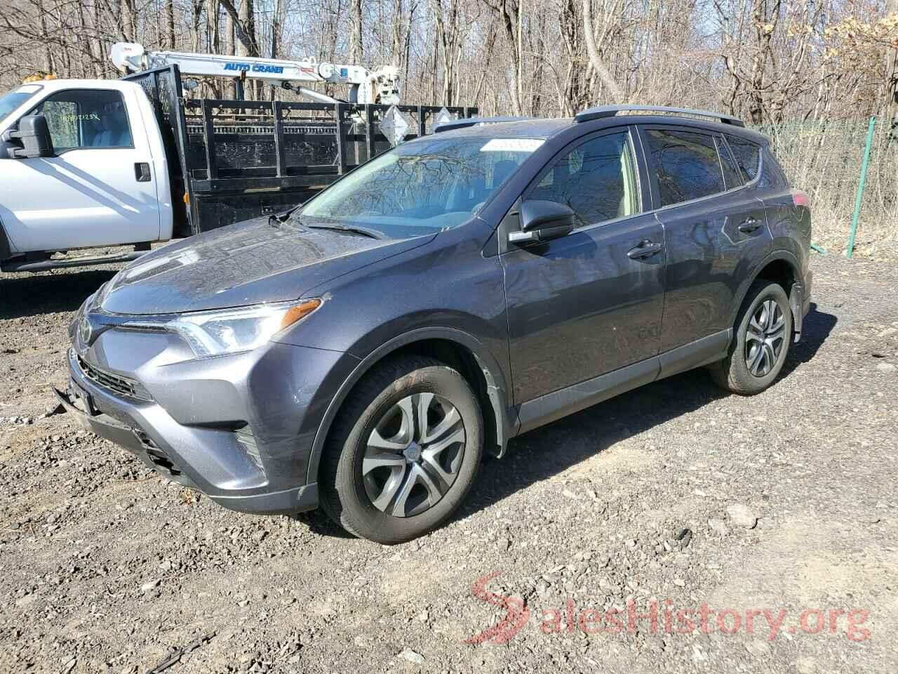 JTMBFREV8HJ131411 2017 TOYOTA RAV4