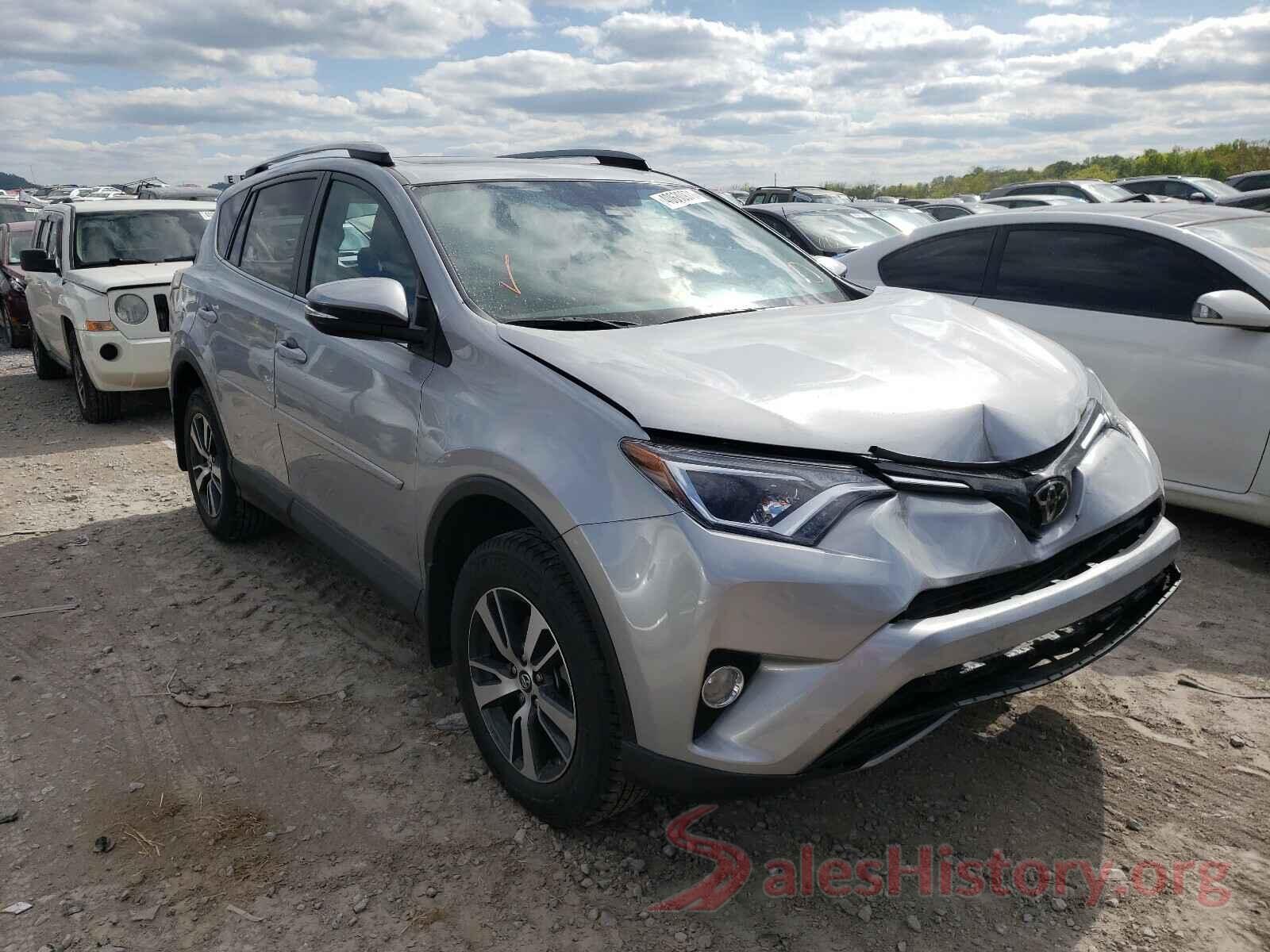 2T3RFREV4JW849589 2018 TOYOTA RAV4