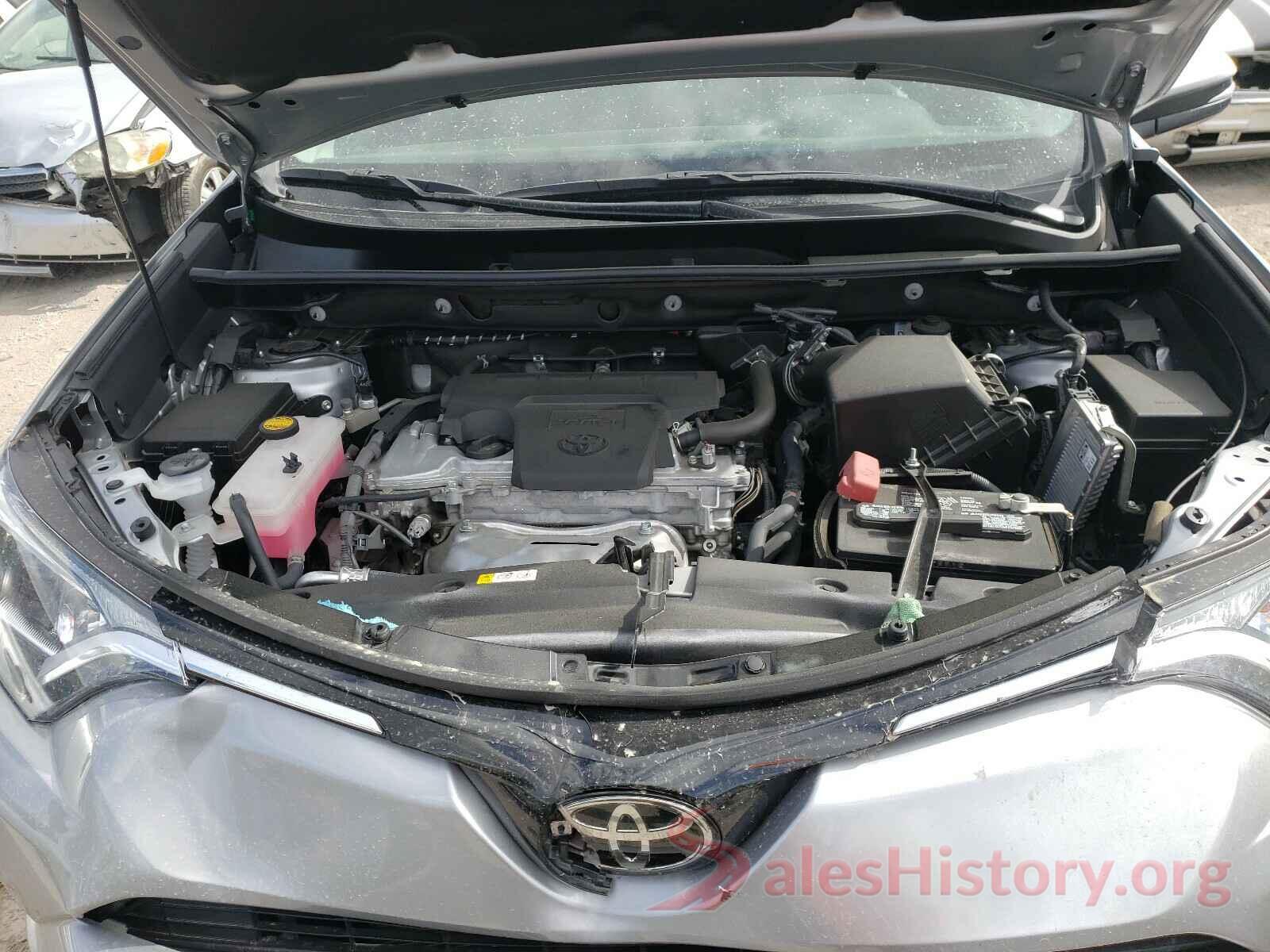 2T3RFREV4JW849589 2018 TOYOTA RAV4