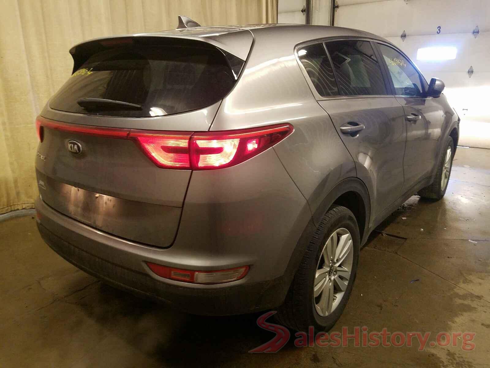 KNDPMCAC0J7334695 2018 KIA SPORTAGE