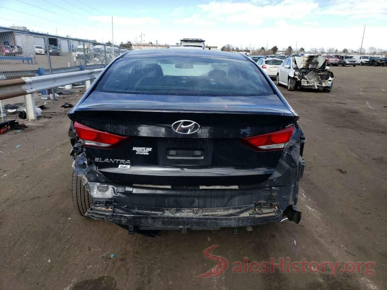 5NPD74LF8JH321521 2018 HYUNDAI ELANTRA