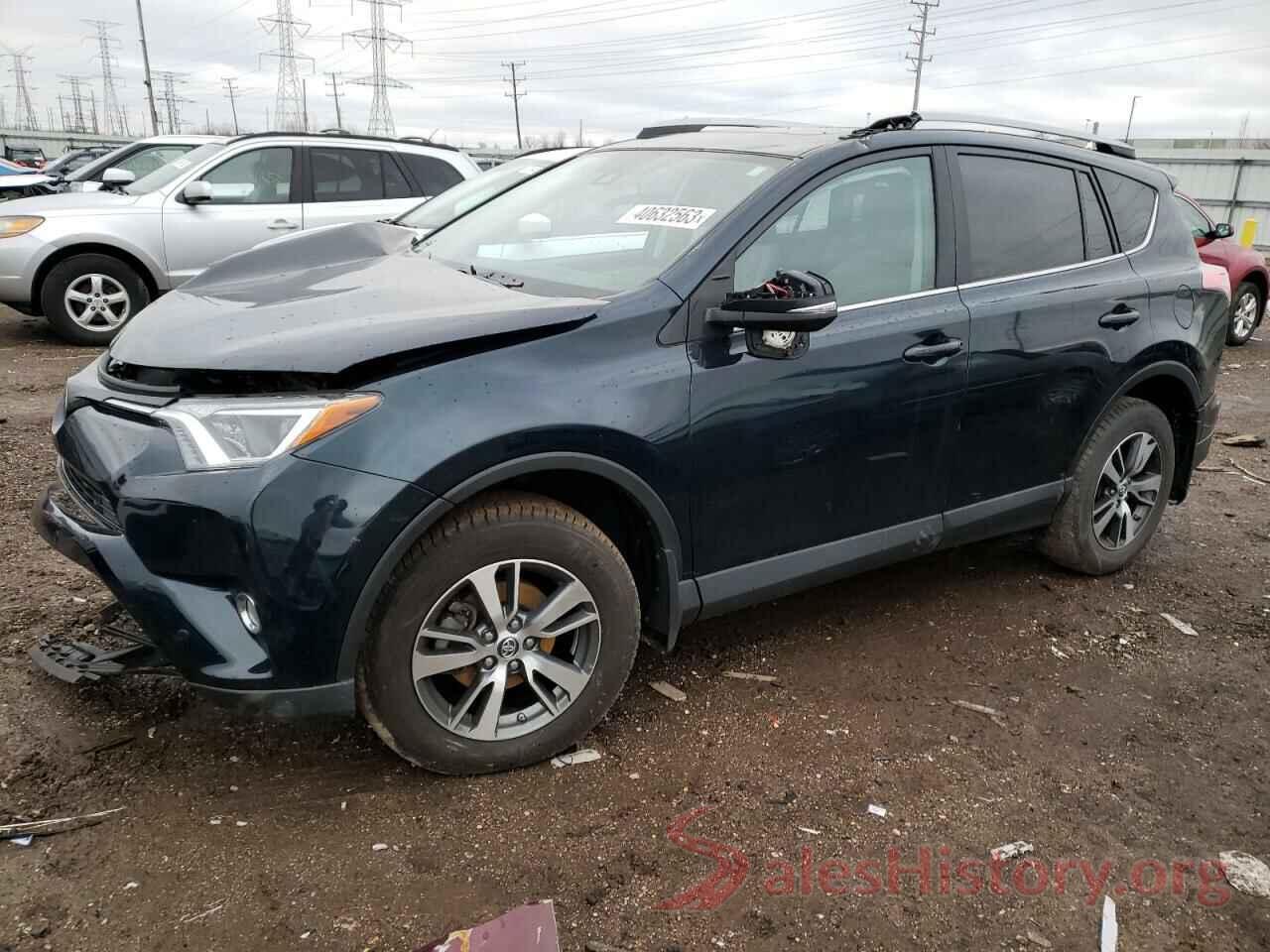 2T3RFREV2JW749037 2018 TOYOTA RAV4