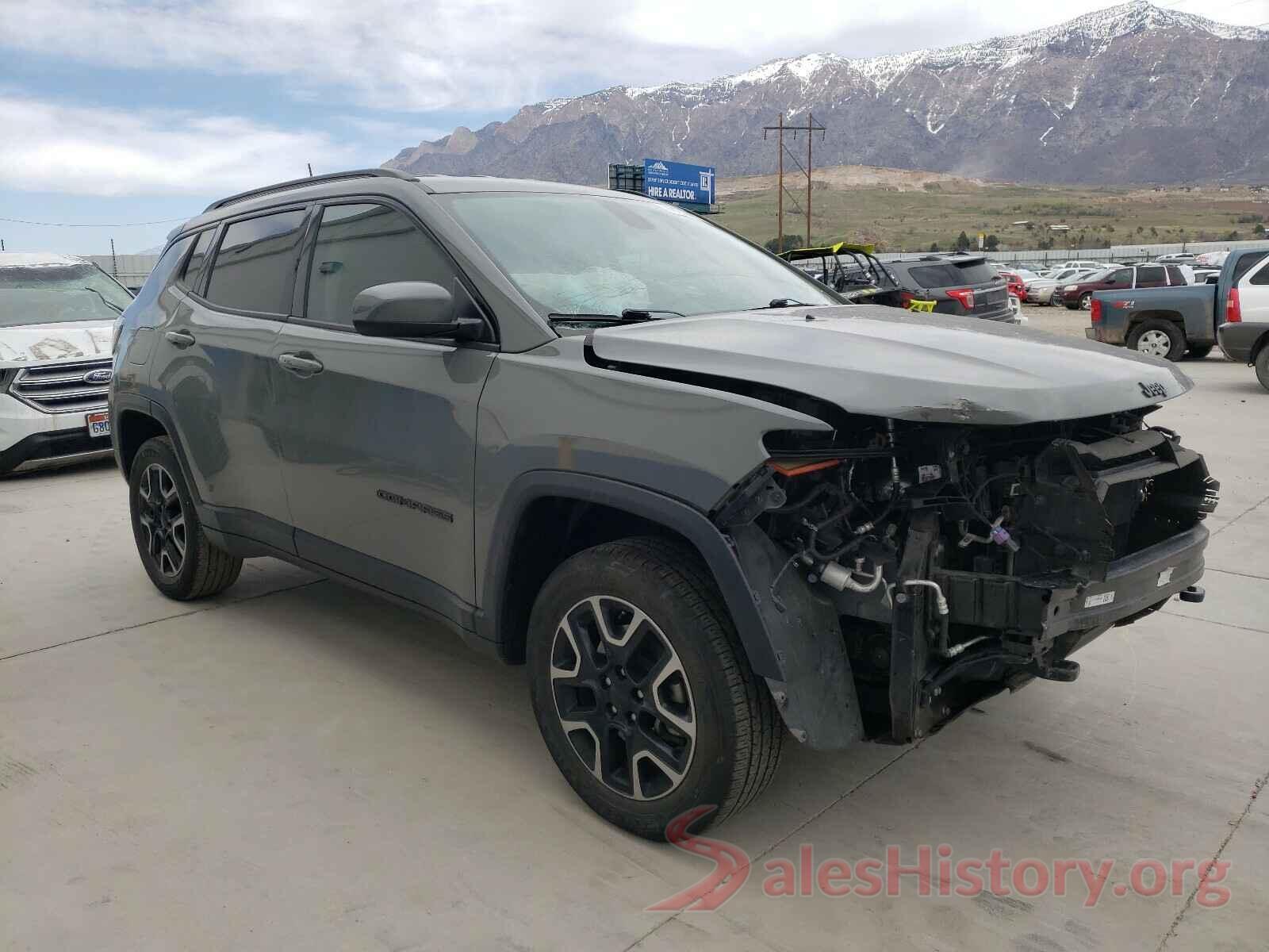 3C4NJDAB4KT690352 2019 JEEP COMPASS