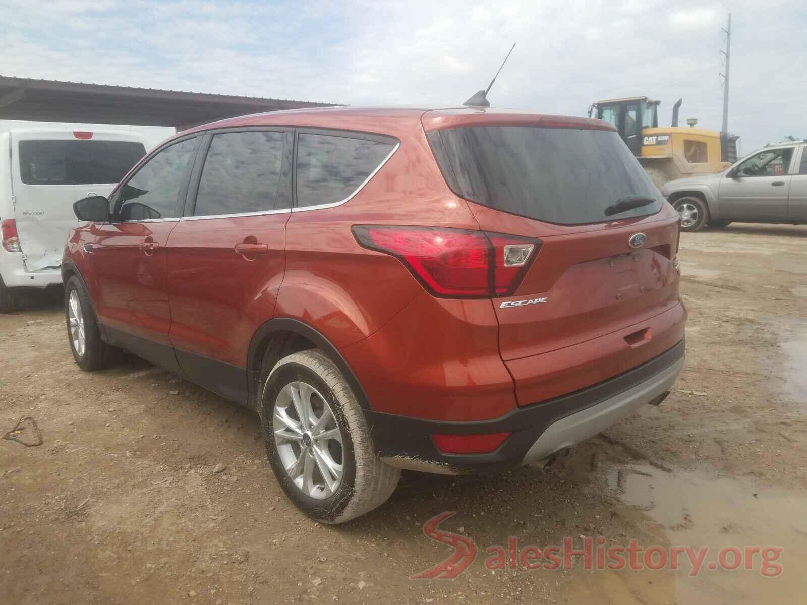 1FMCU0GD5KUB57816 2019 FORD ESCAPE