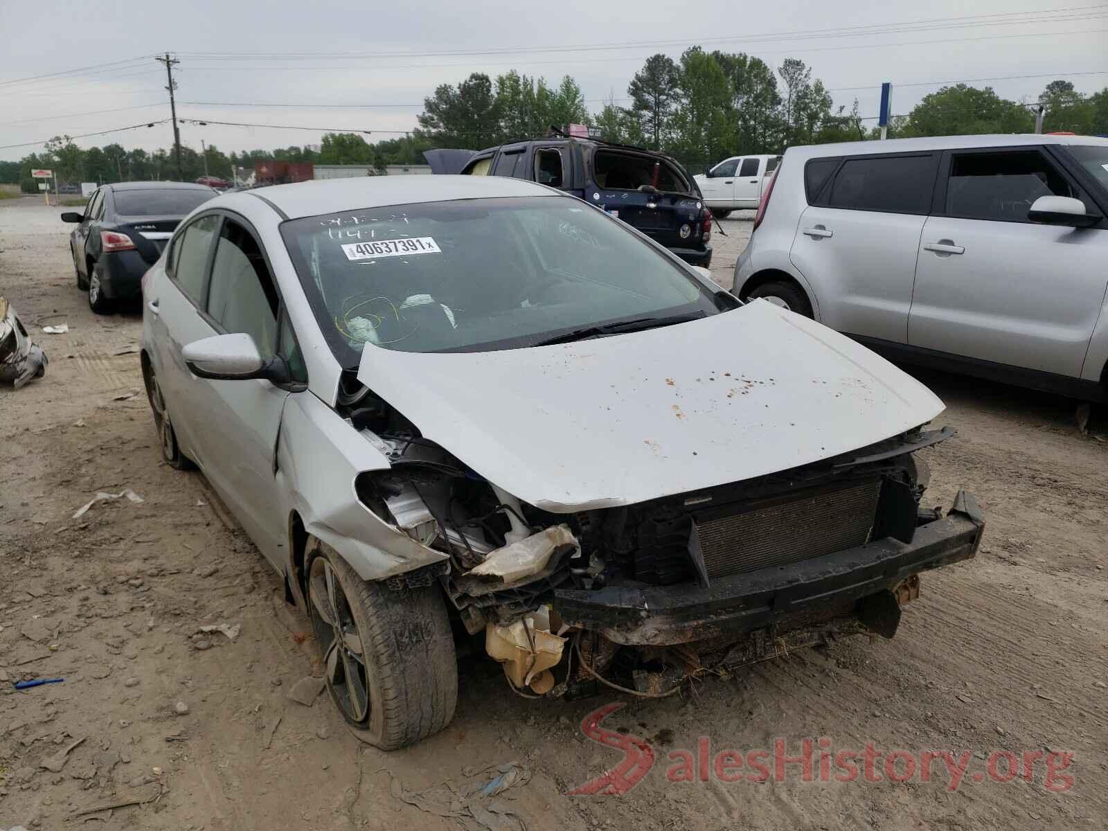 3KPFL4A77JE195222 2018 KIA FORTE