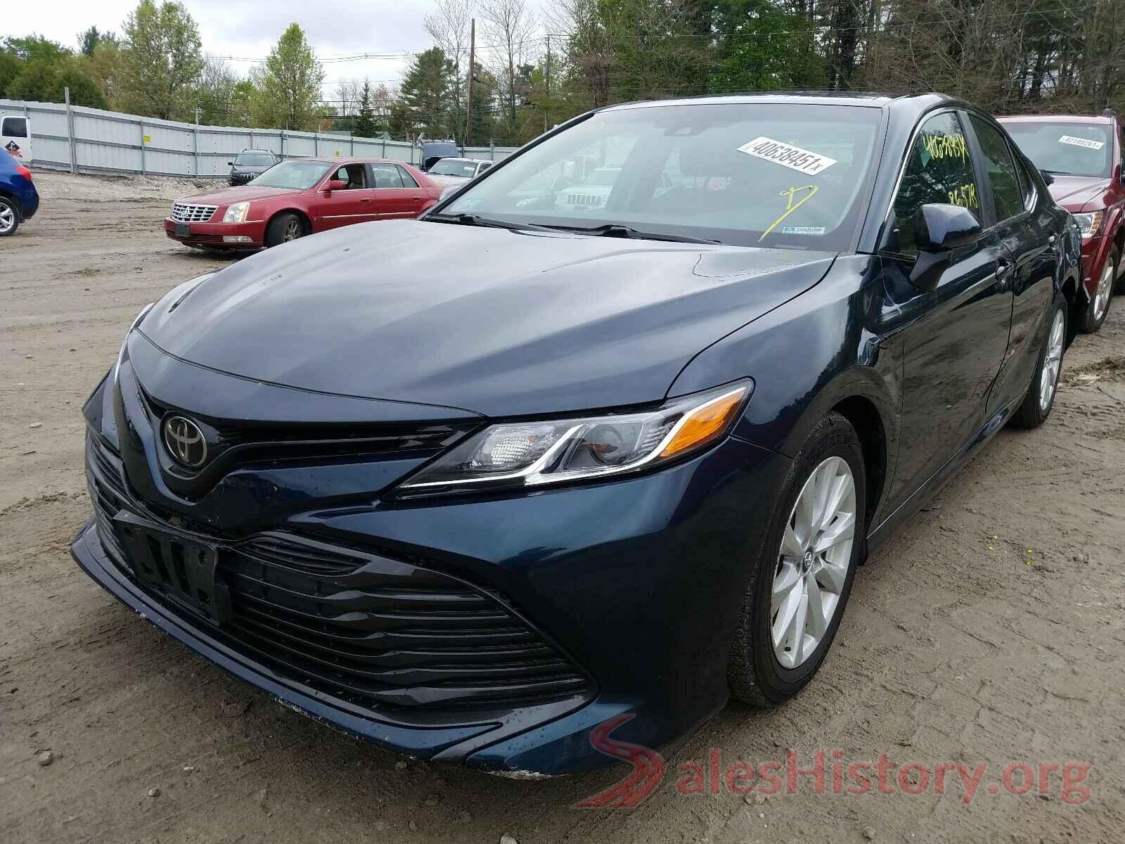 4T1B11HK2JU614944 2018 TOYOTA CAMRY