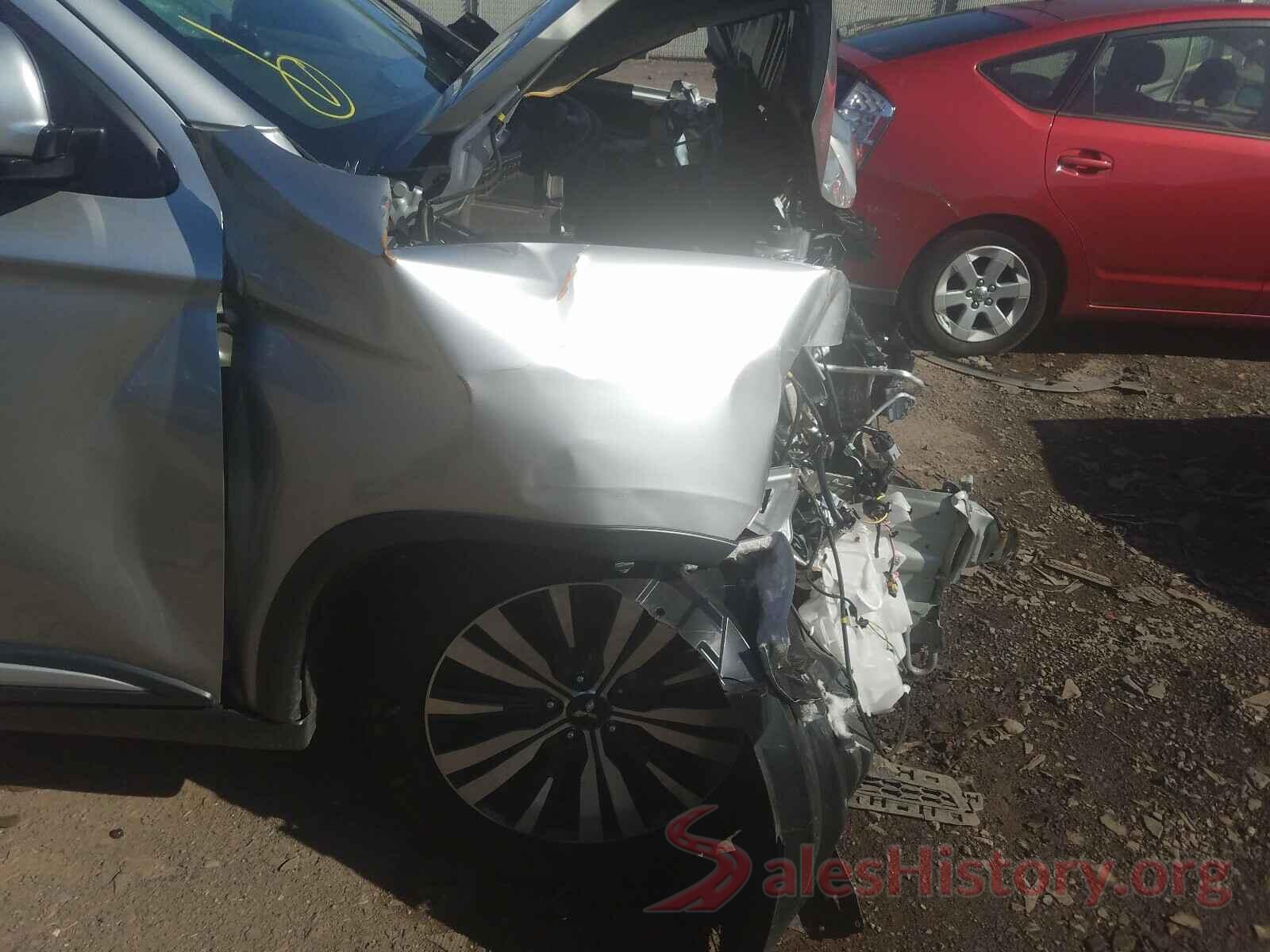 JA4AD3A31KZ008572 2019 MITSUBISHI OUTLANDER