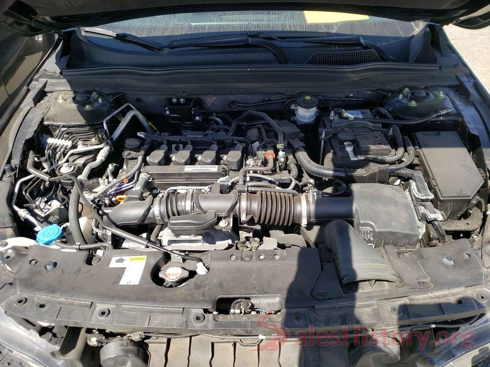 1HGCV1F18JA088927 2018 HONDA ACCORD