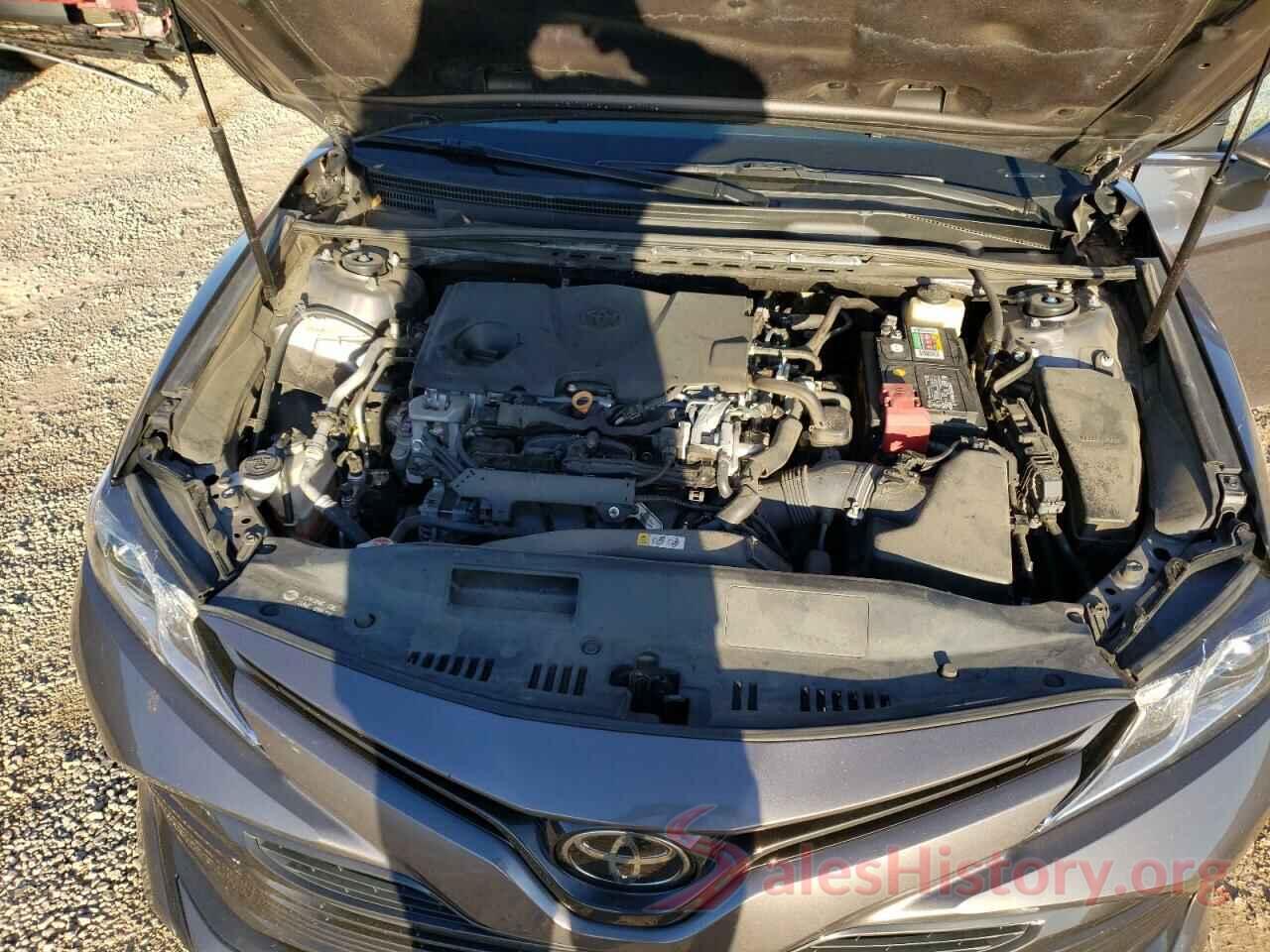 4T1B11HK5JU565867 2018 TOYOTA CAMRY