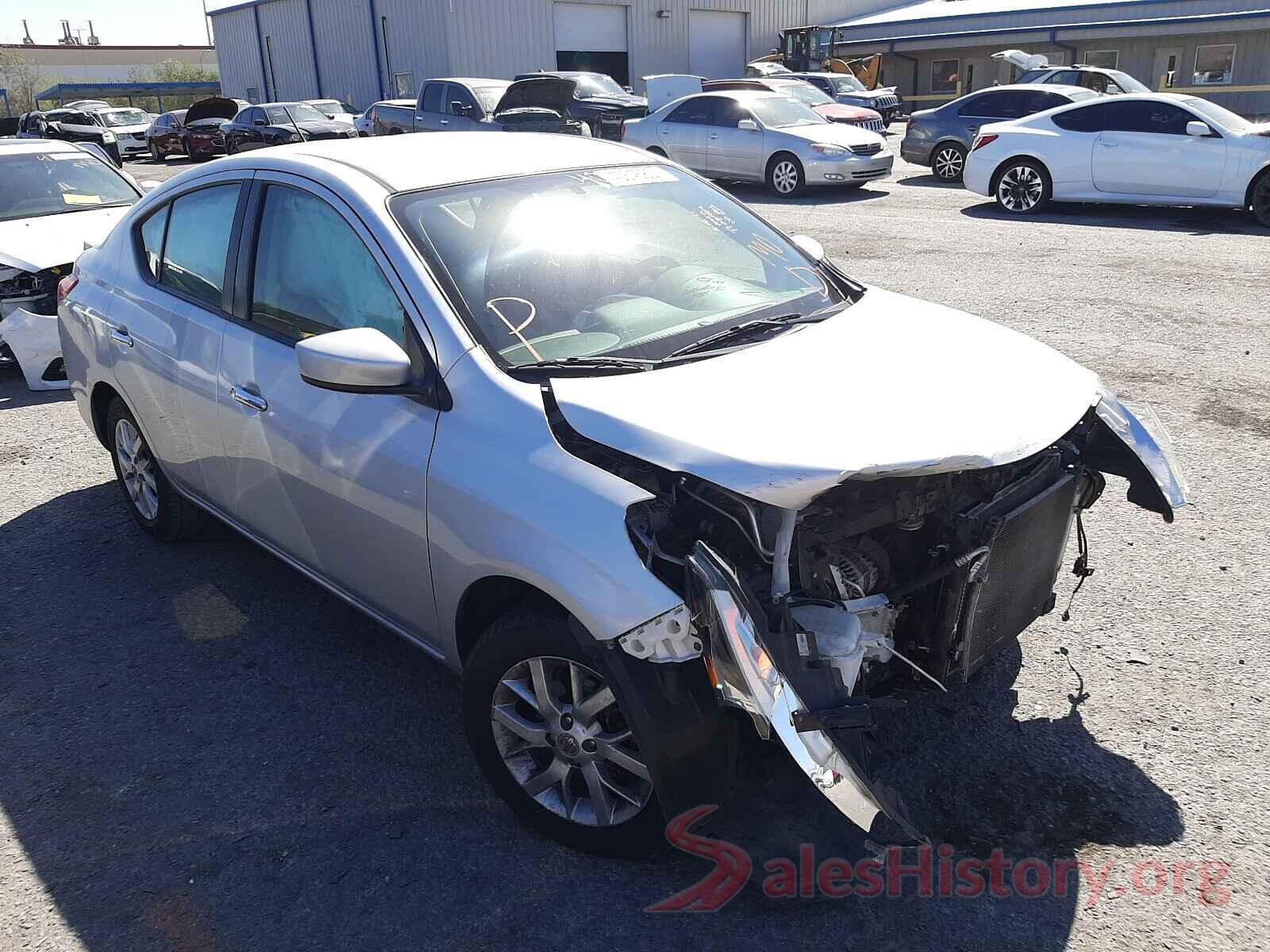 3N1CN7AP1JL801689 2018 NISSAN VERSA