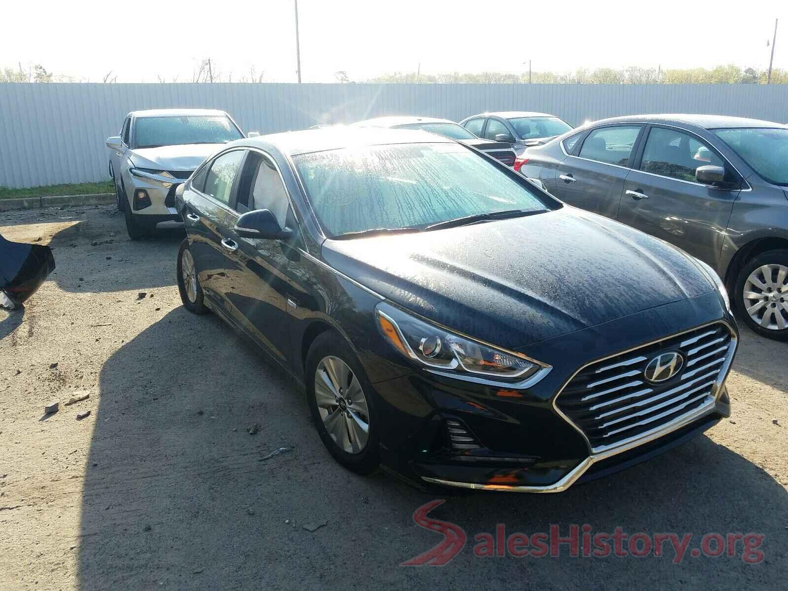 KMHE24L38KA089421 2019 HYUNDAI SONATA