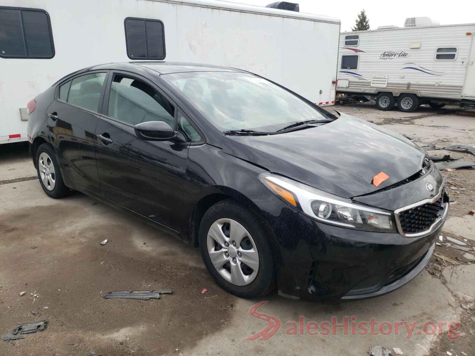 3KPFK4A7XJE261734 2018 KIA FORTE