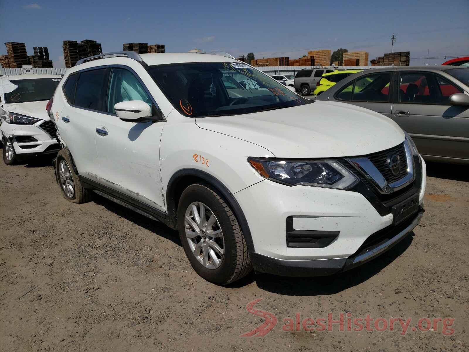 KNMAT2MT4JP564920 2018 NISSAN ROGUE