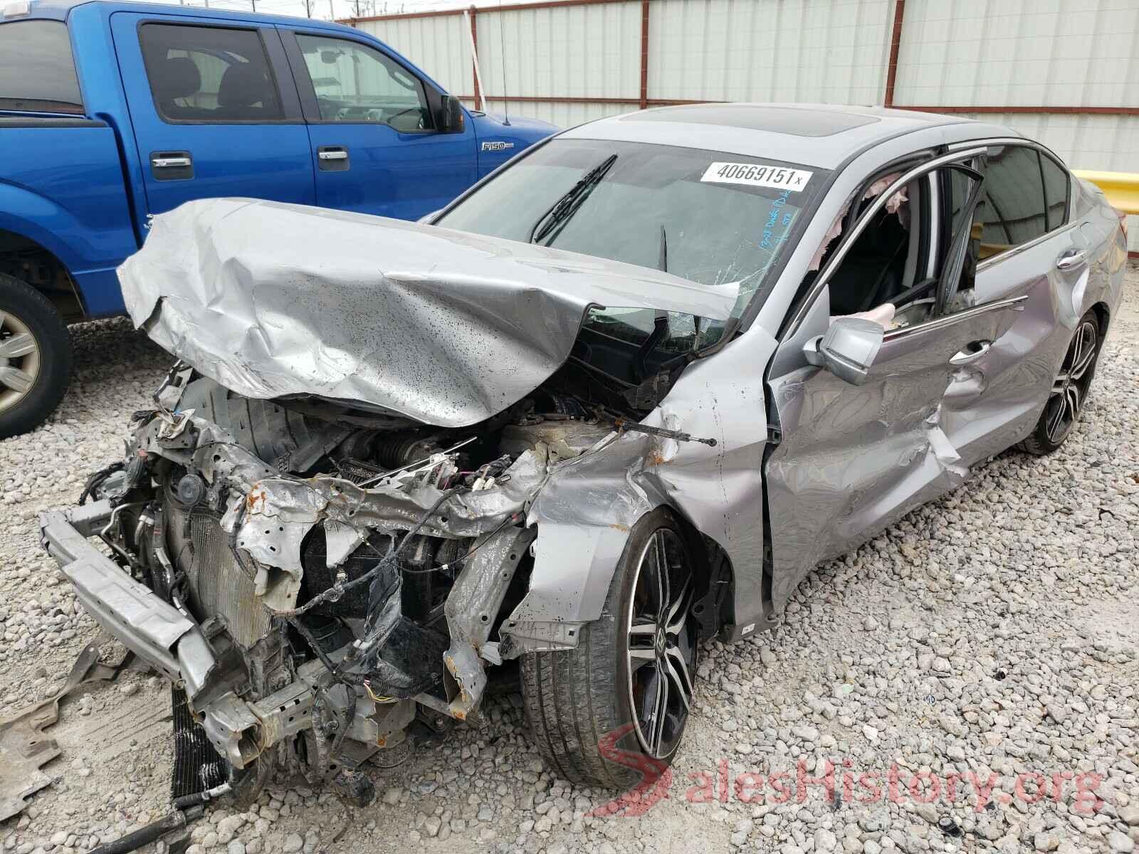 1HGCR3F97HA037385 2017 HONDA ACCORD