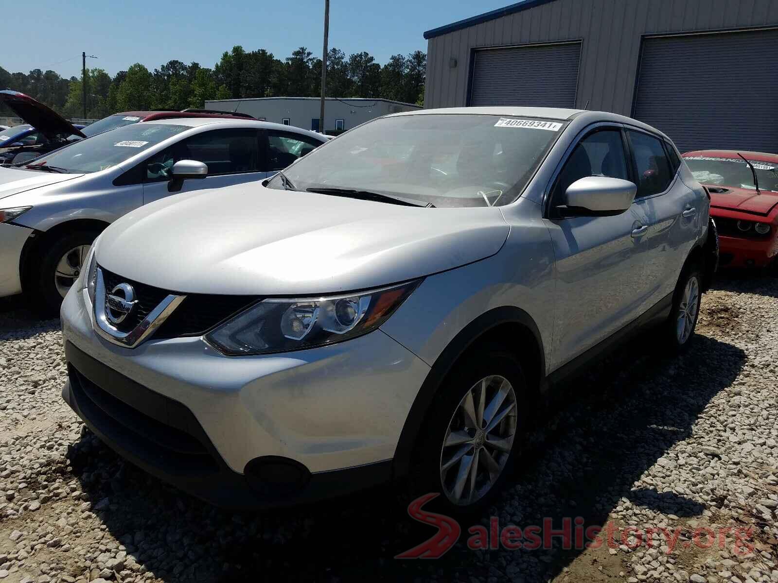 JN1BJ1CP6HW026327 2017 NISSAN ROGUE