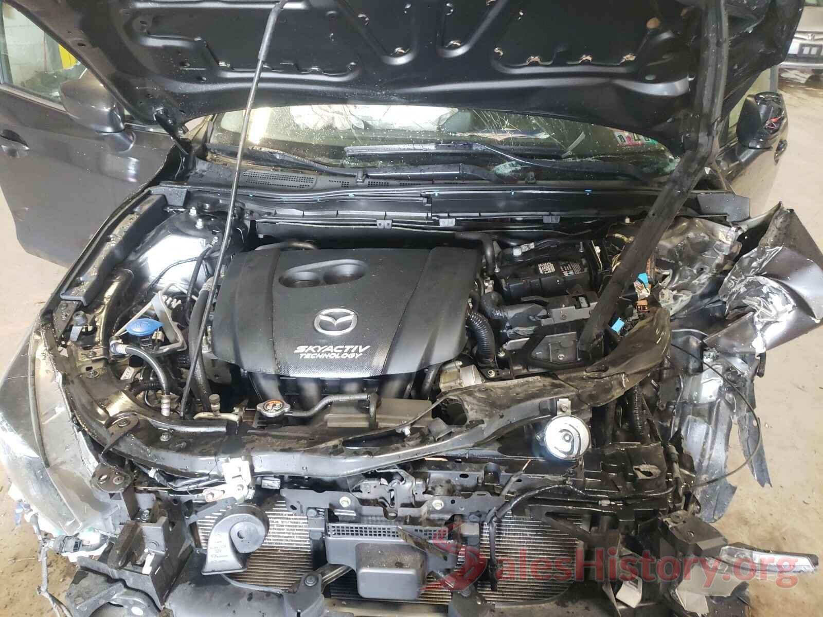 3MZBN1U7XJM169302 2018 MAZDA 3