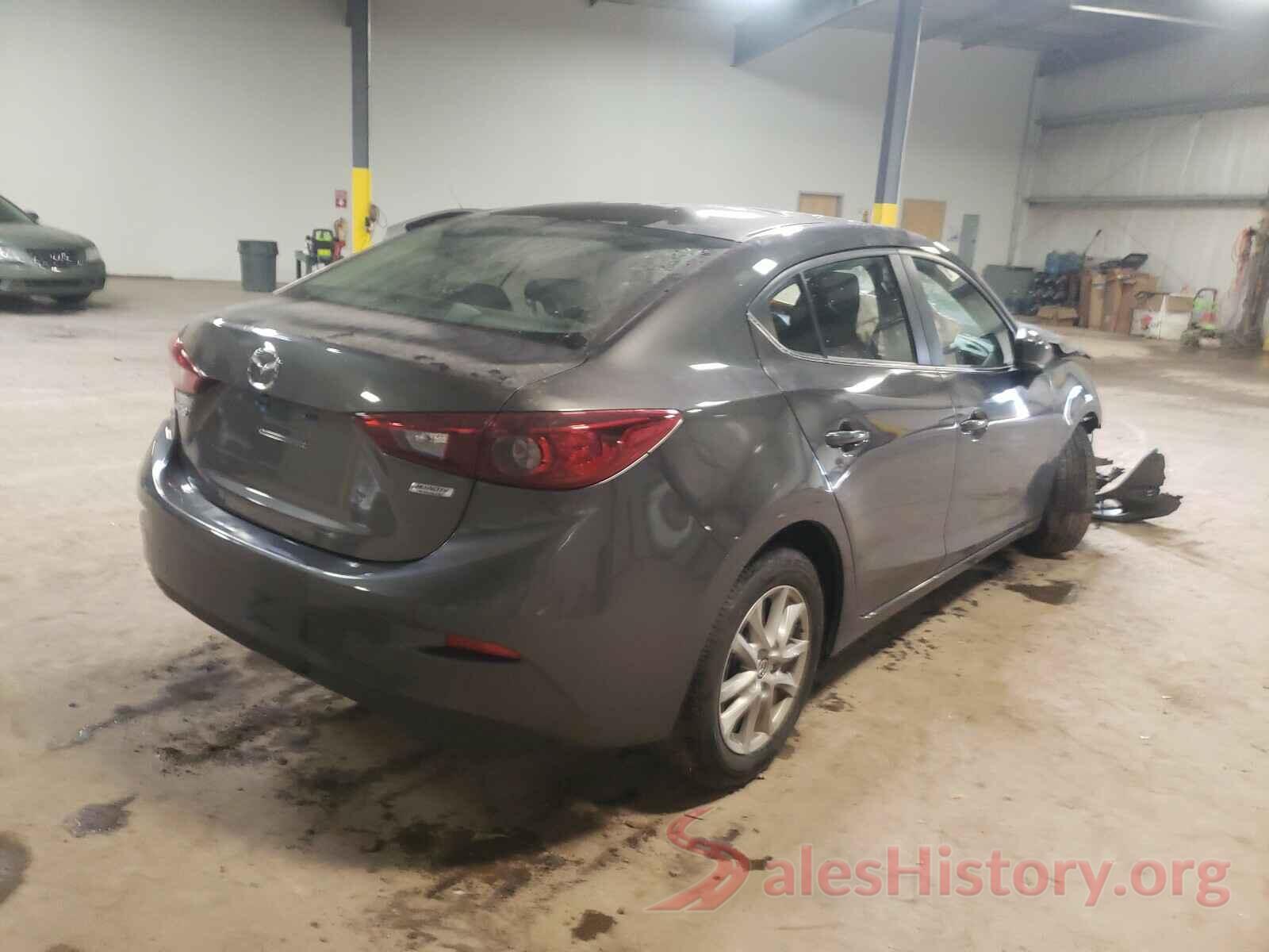 3MZBN1U7XJM169302 2018 MAZDA 3