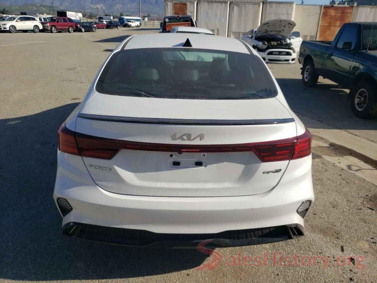 3KPF54AD4PE578639 2023 KIA FORTE