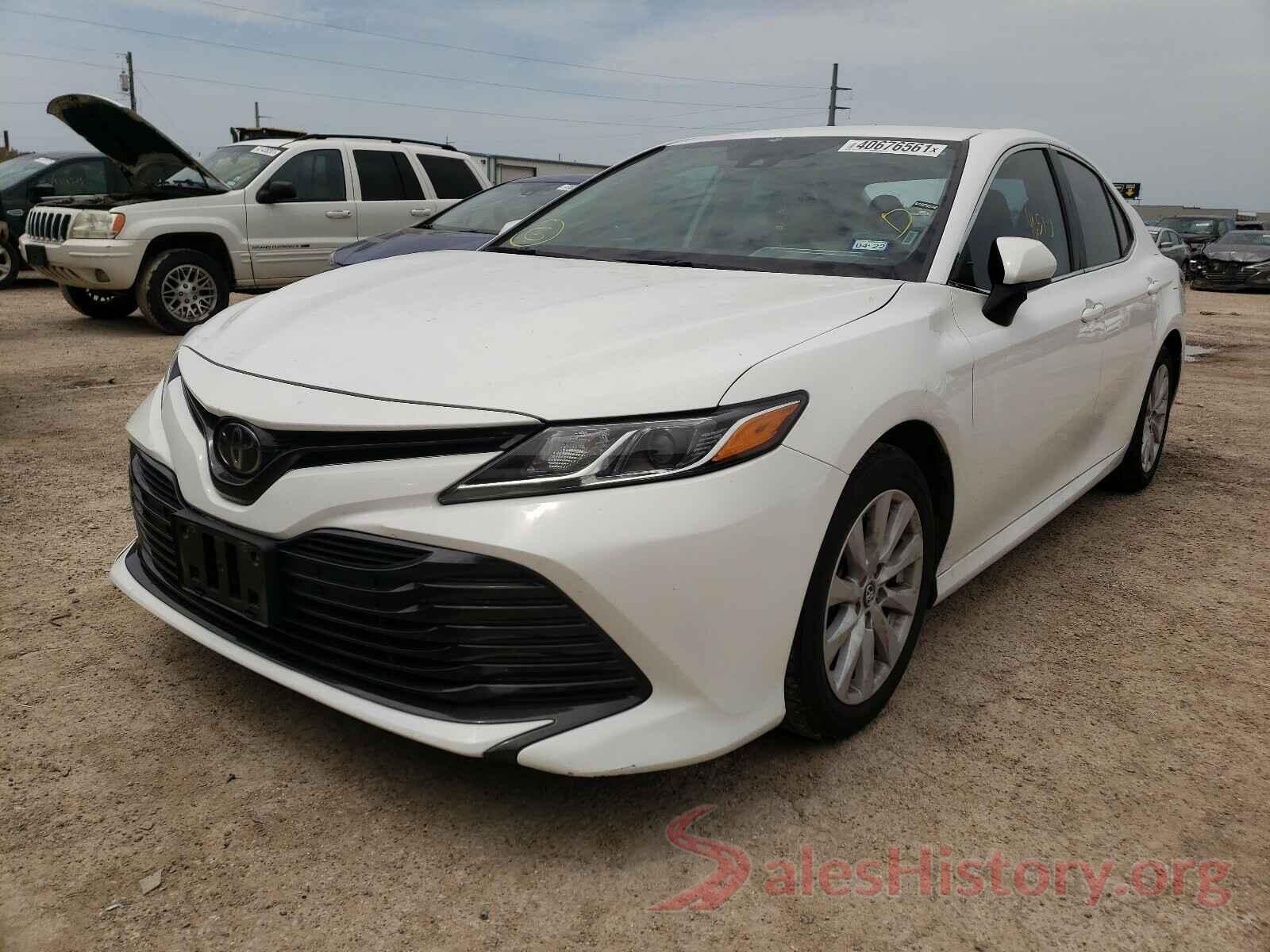 4T1B11HK3KU687662 2019 TOYOTA CAMRY