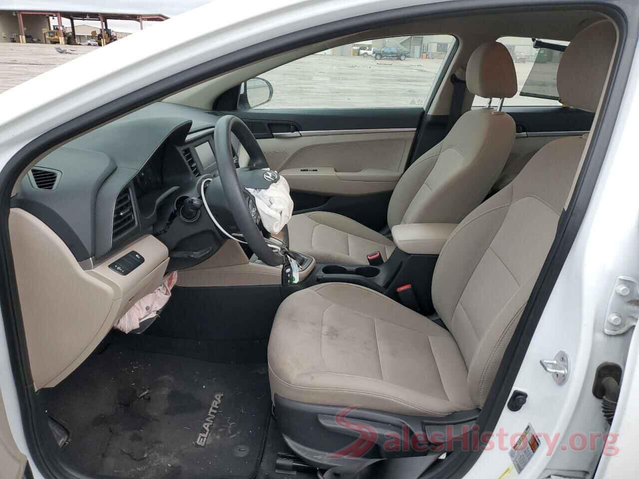 5NPD74LFXKH465556 2019 HYUNDAI ELANTRA