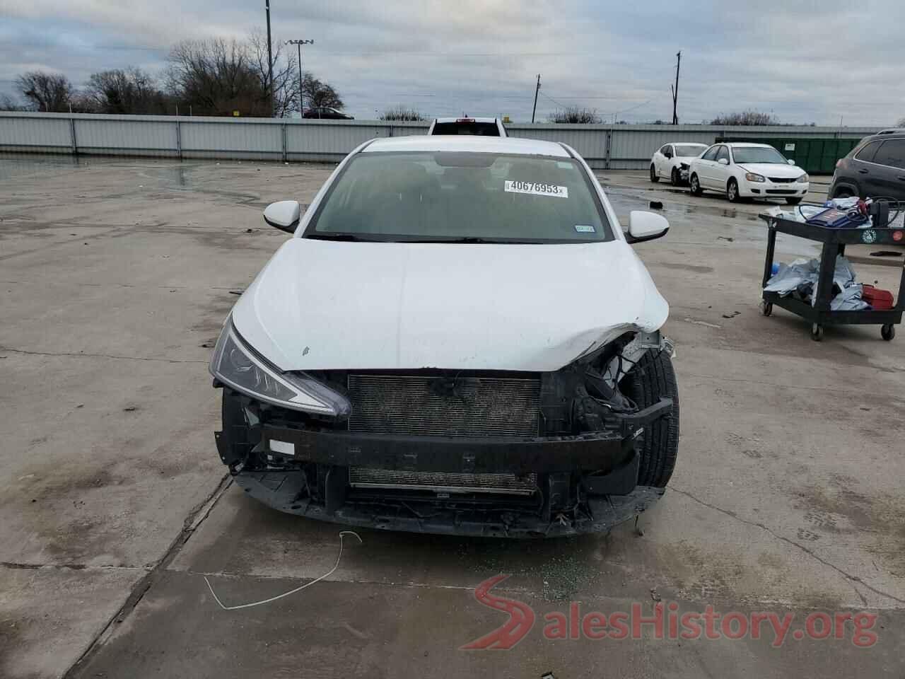 5NPD74LFXKH465556 2019 HYUNDAI ELANTRA