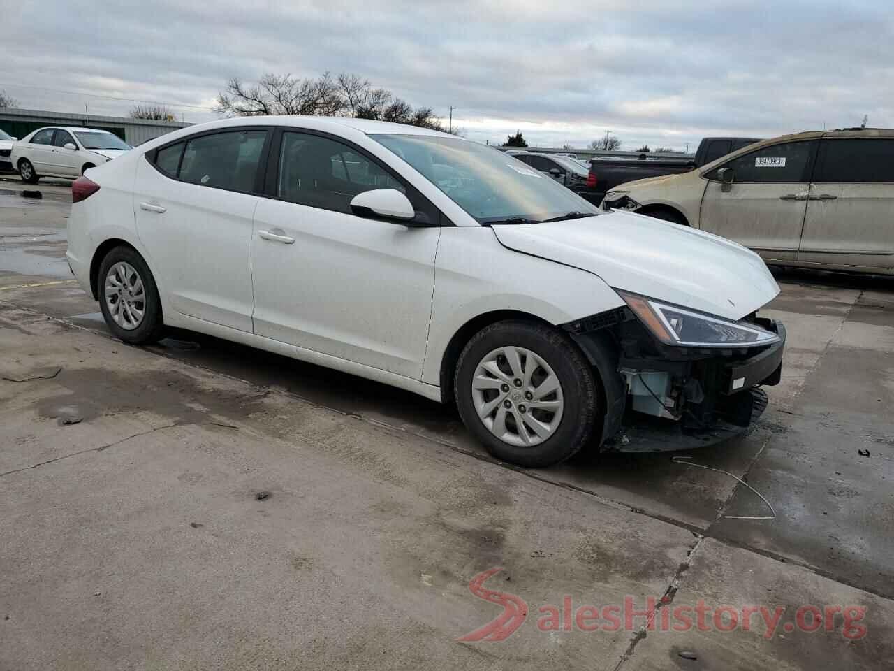 5NPD74LFXKH465556 2019 HYUNDAI ELANTRA