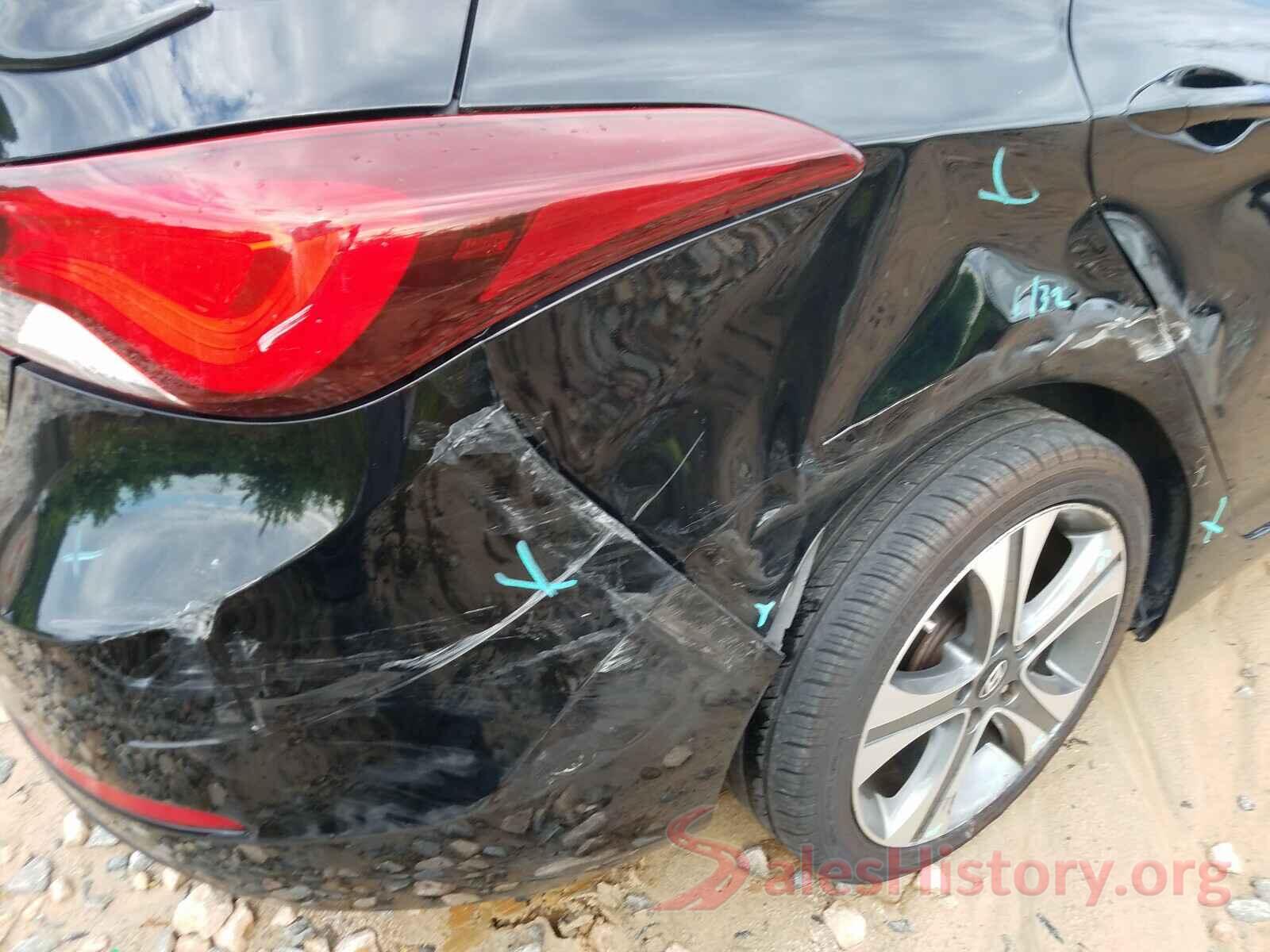 KMHDH4AH5GU586327 2016 HYUNDAI ELANTRA