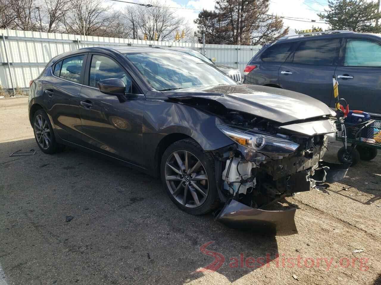 3MZBN1M33JM169719 2018 MAZDA 3