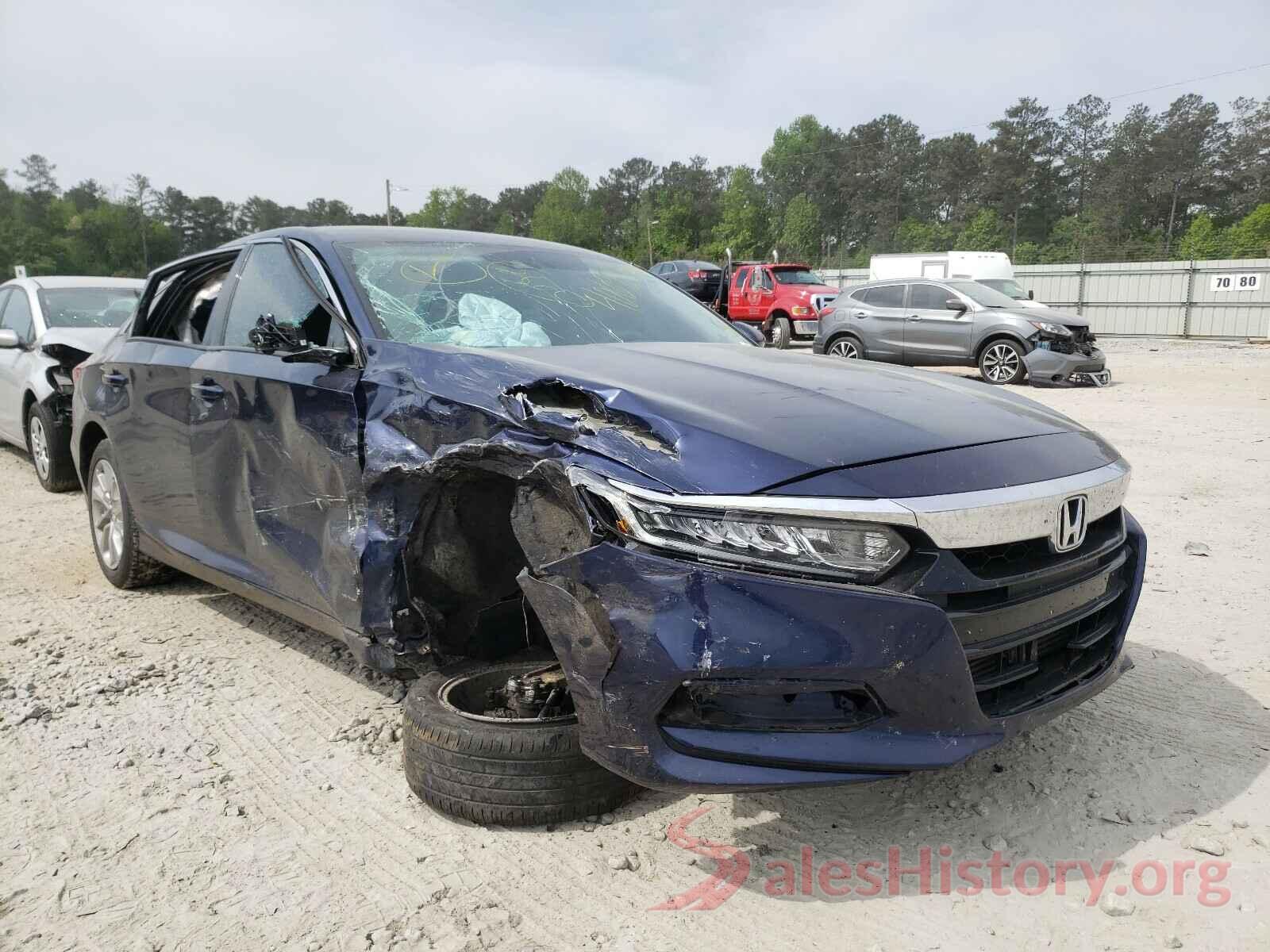 1HGCV1F19JA240049 2018 HONDA ACCORD